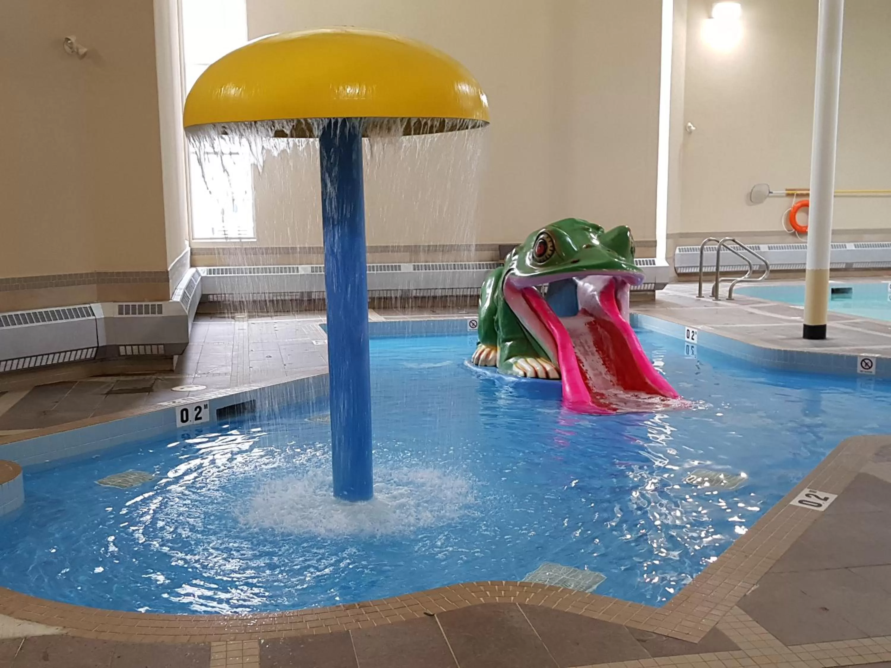 Swimming pool in PRC Annex - Pet Friendly