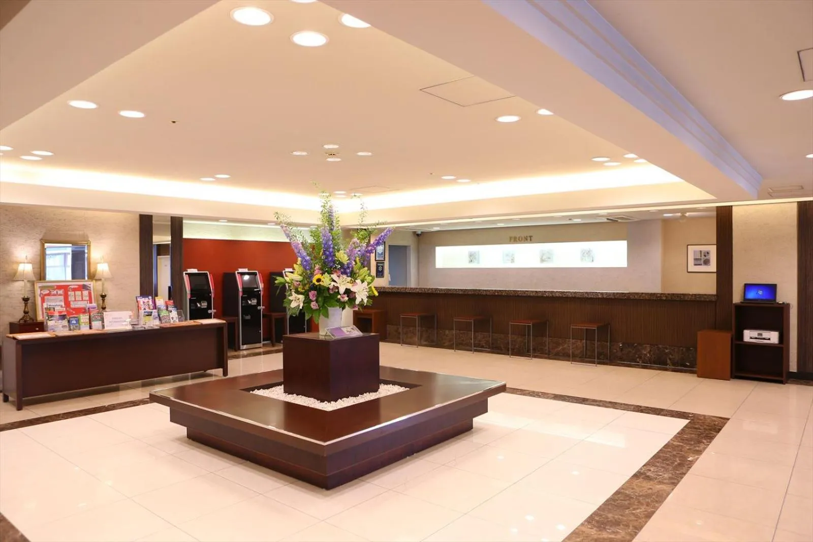 Lobby or reception in Hotel Hokke Club Hiroshima