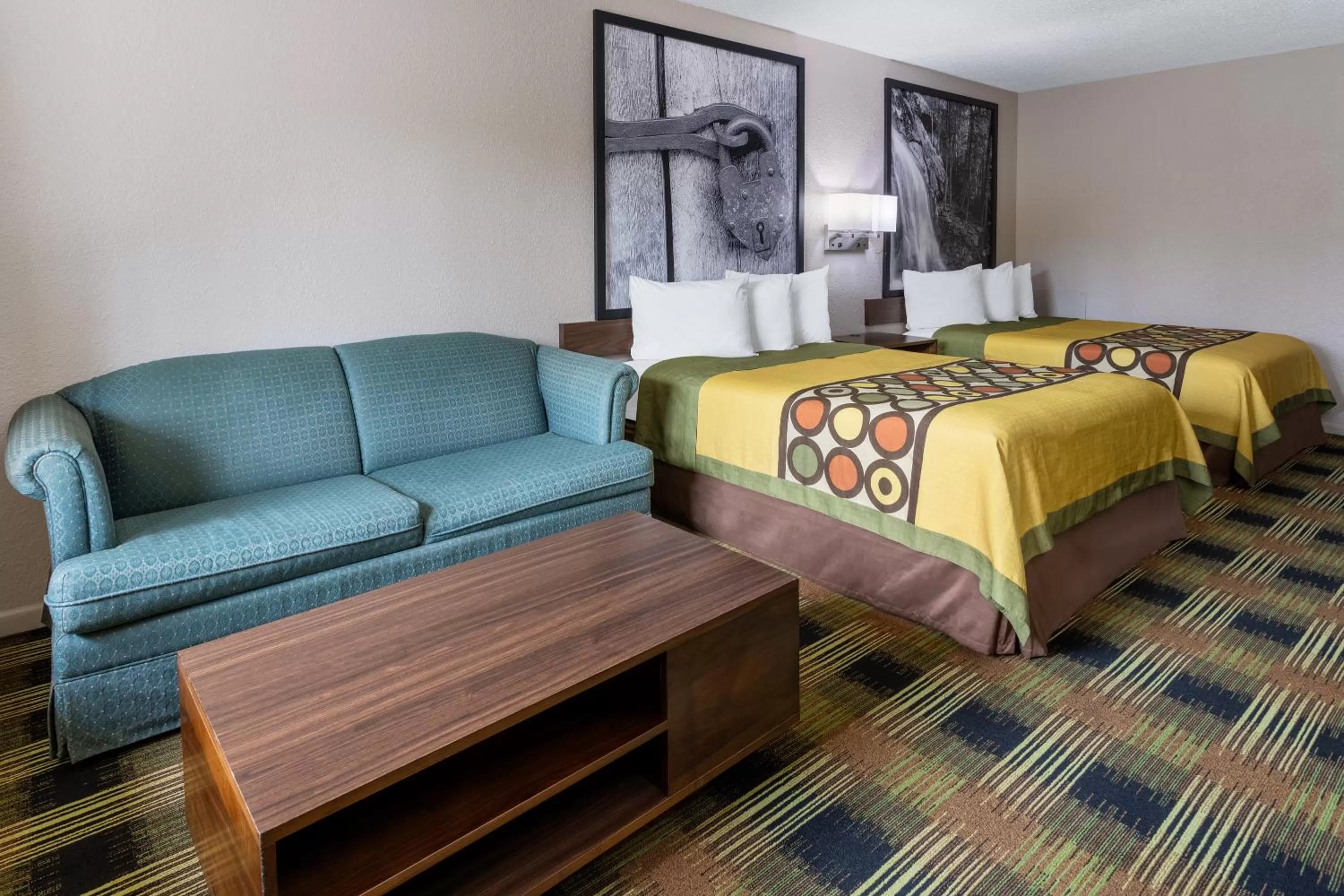 Super 8 by Wyndham Williamsburg/Historic Area