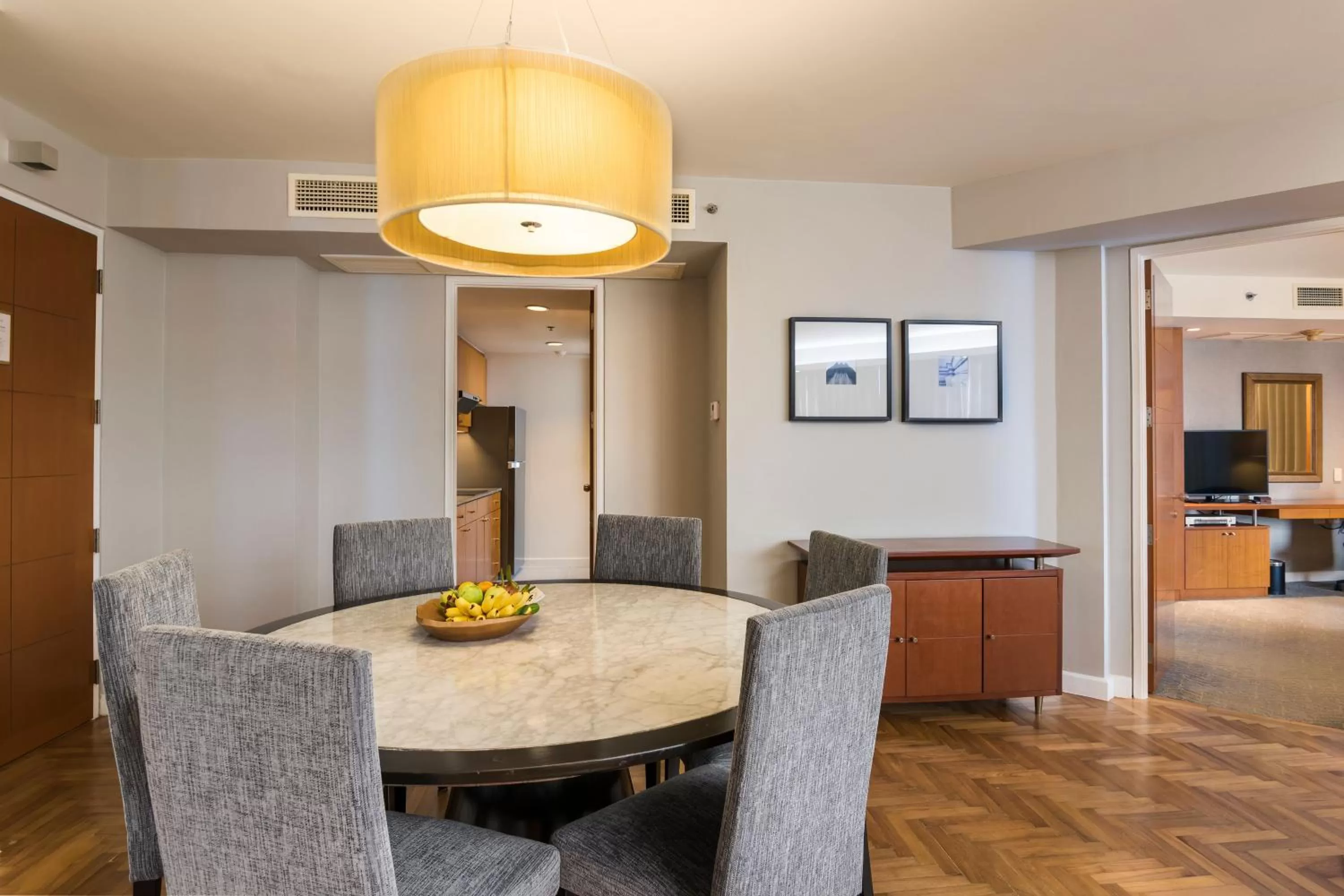 Dining area in Chatrium Sathon Bangkok