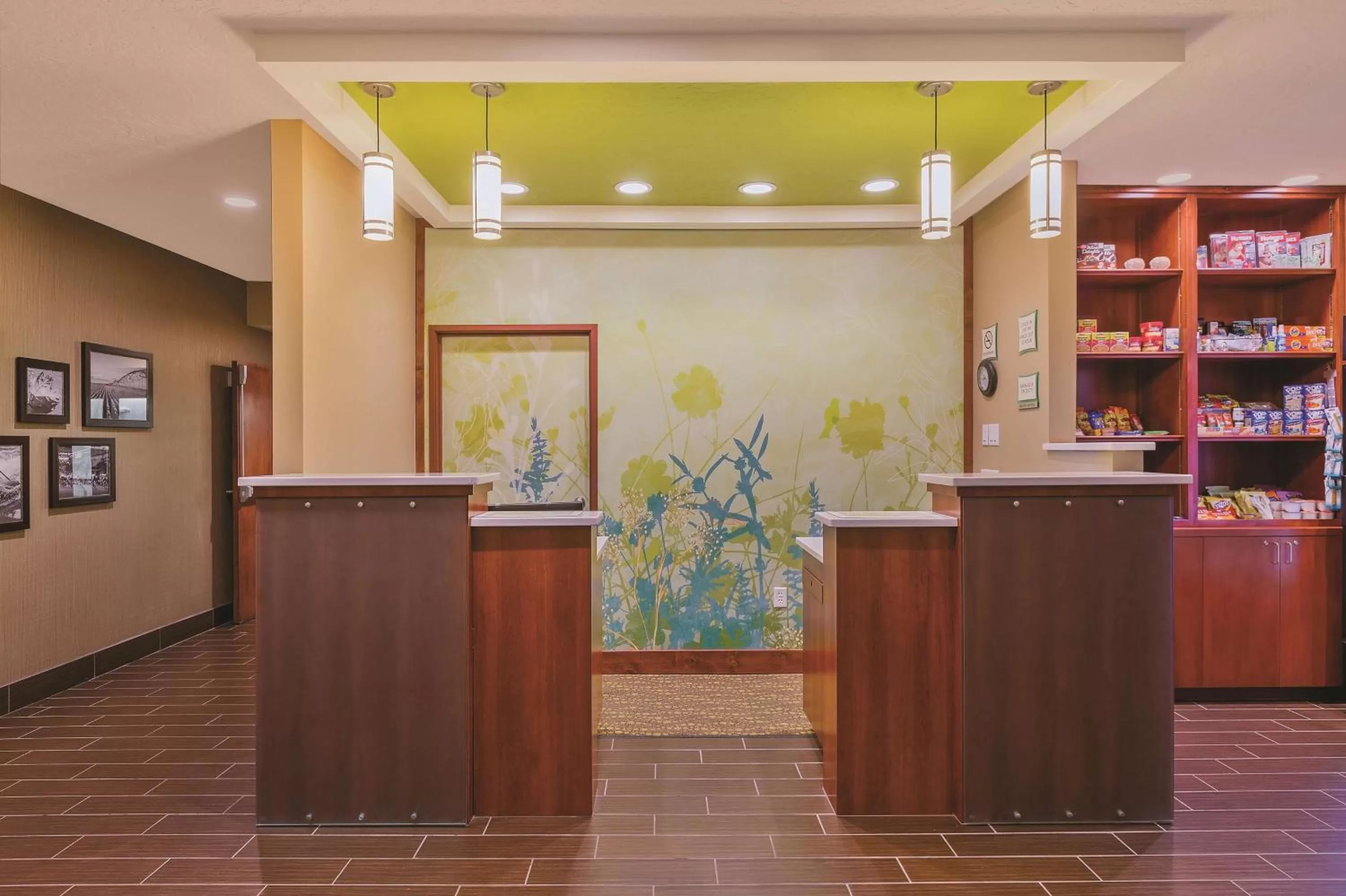 Lobby or reception in La Quinta by Wyndham Boise Airport