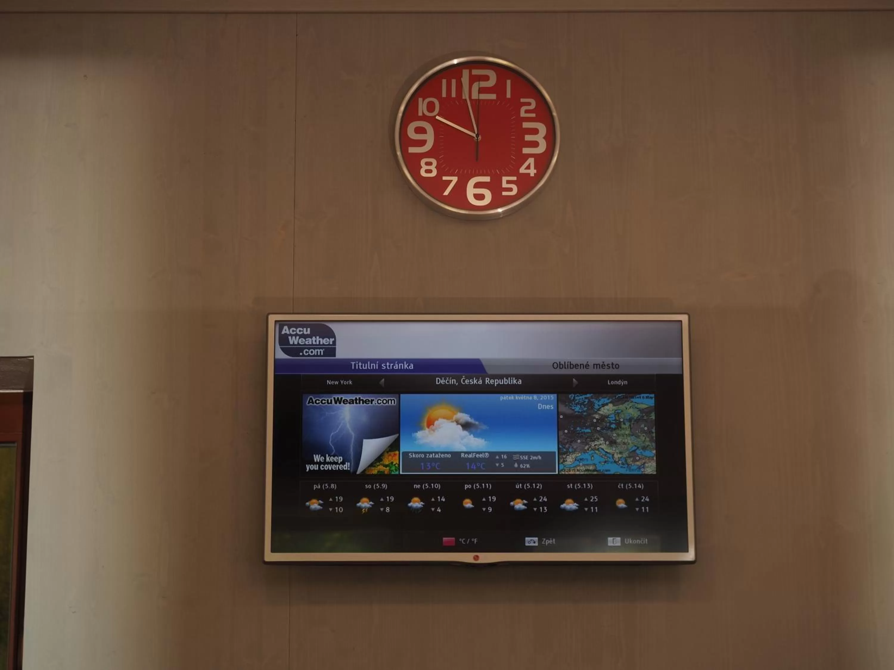 TV and multimedia, TV/Entertainment Center in Hotel Výpřež - Děčín