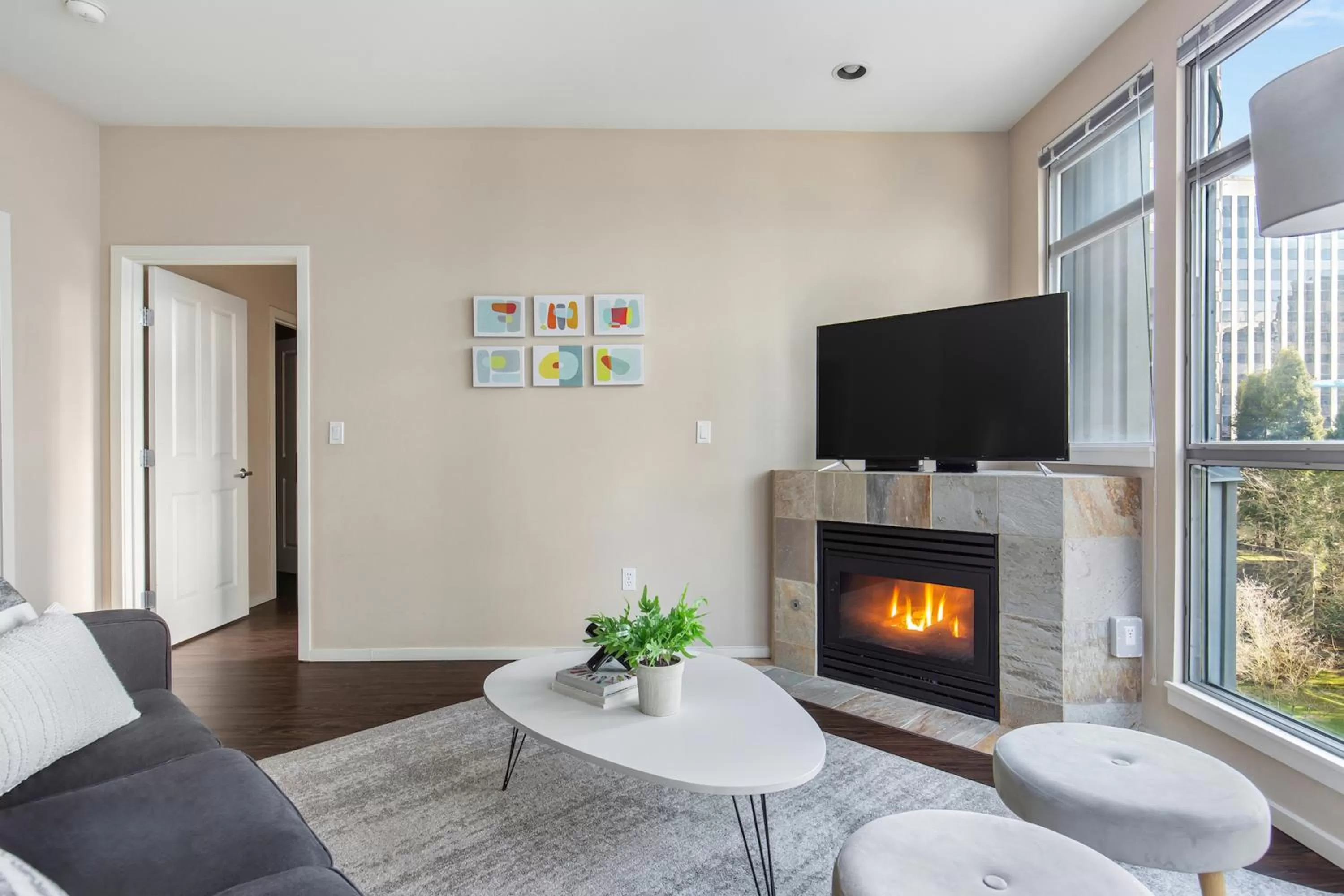 TV and multimedia in Kasa Bellevue Seattle