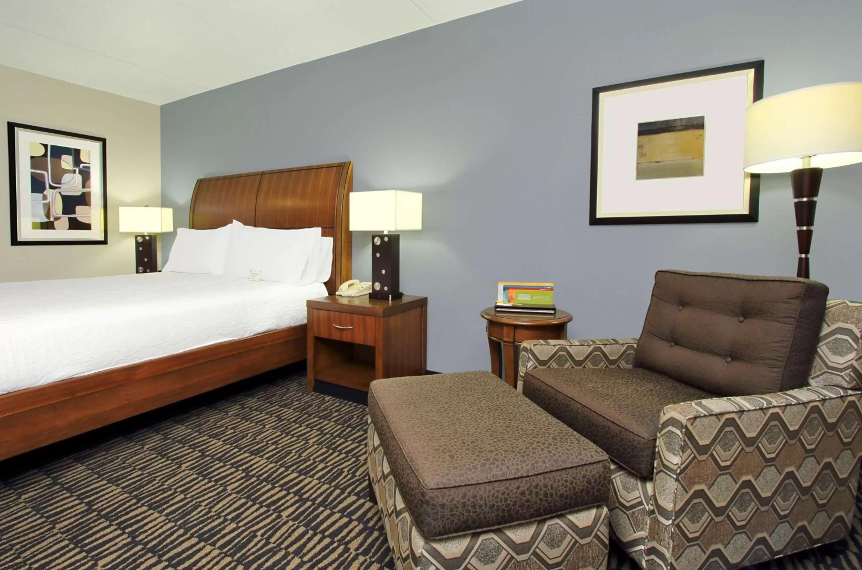 King Room with Bath Tub - Hearing Accessible  in Hilton Garden Inn Austin NorthWest/Arboretum