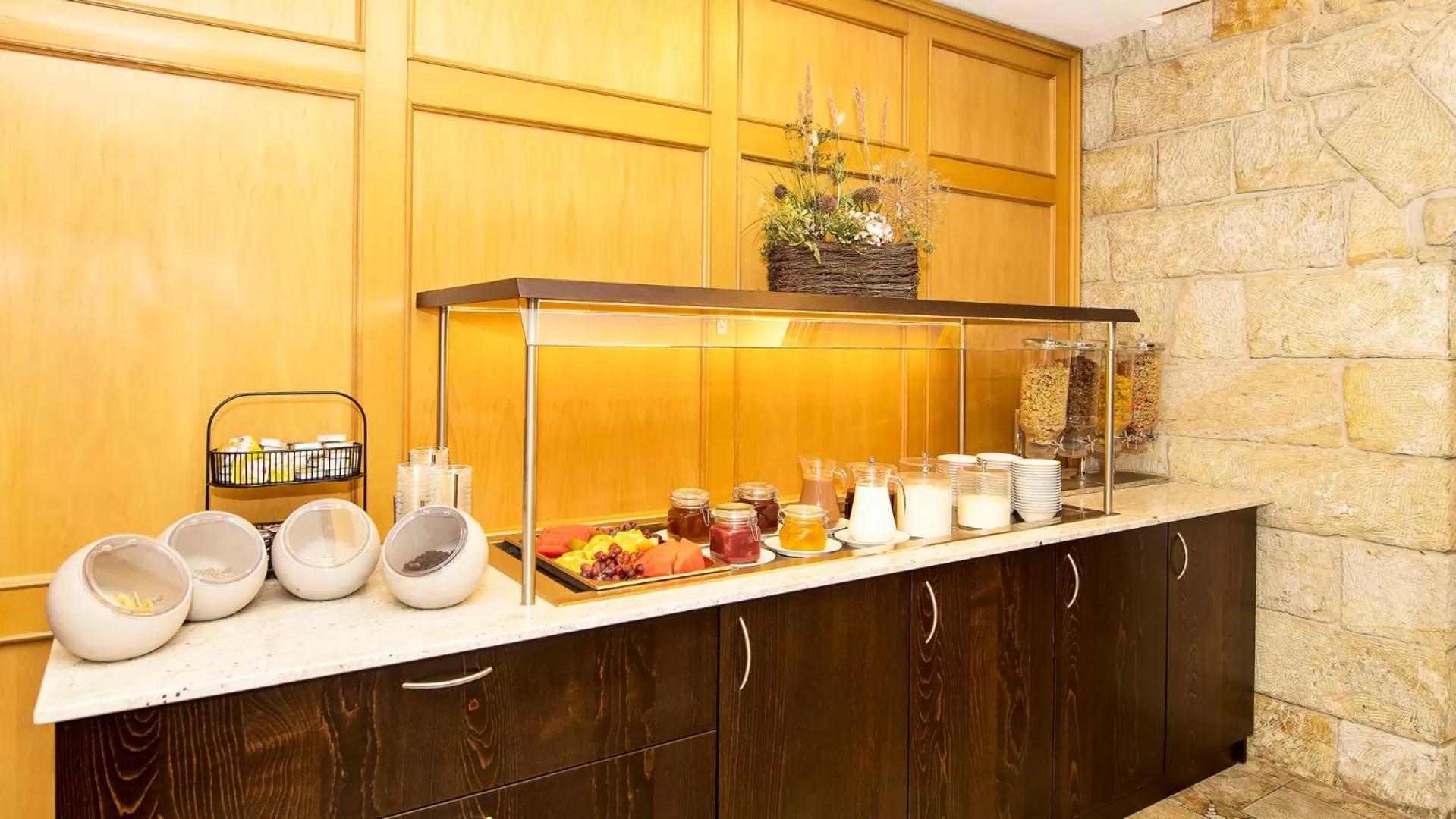 Breakfast in Hotel Zur Post