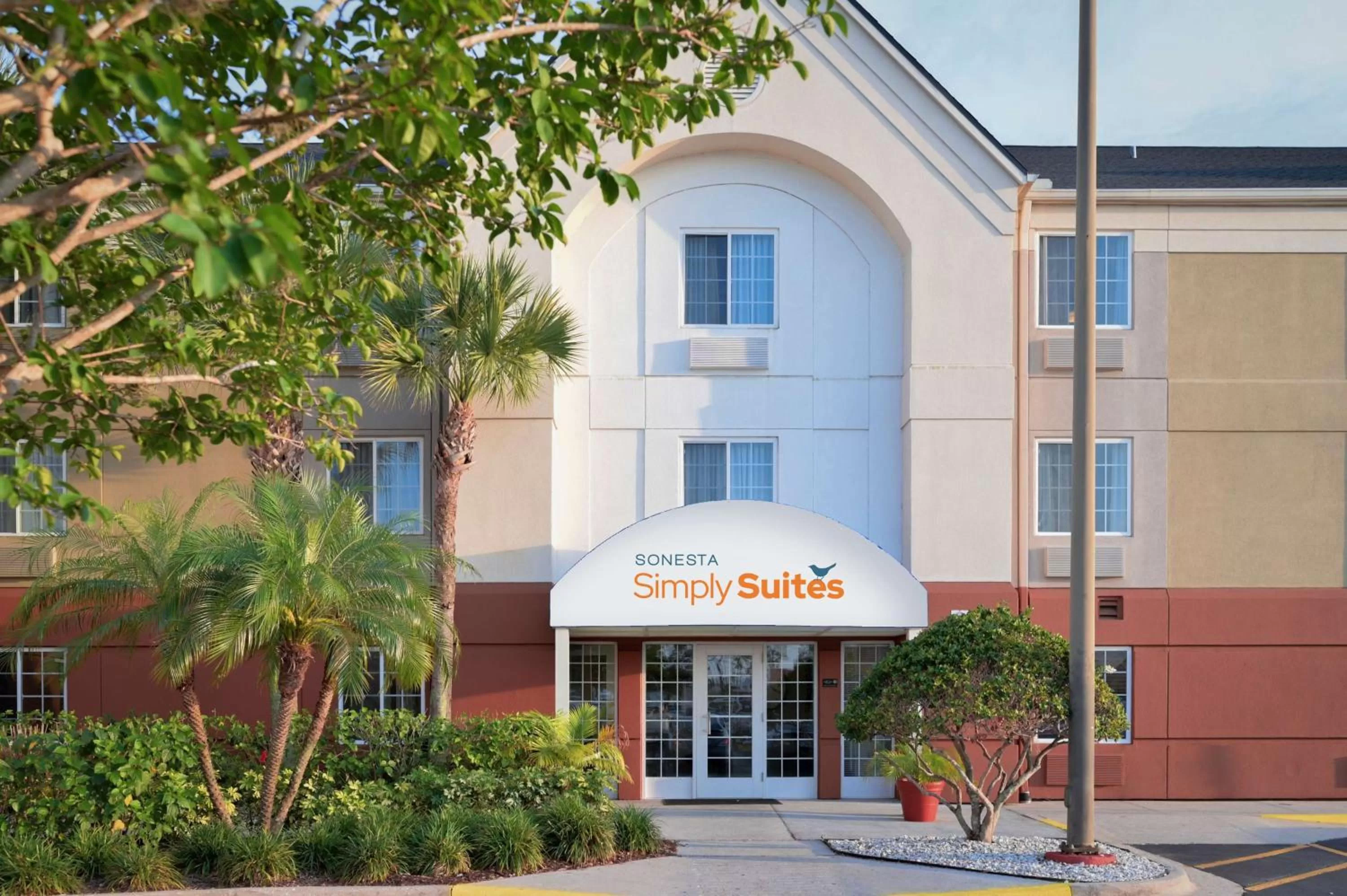 Property building in Sonesta Simply Suites Clearwater