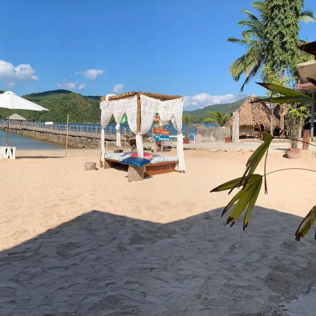 Massage in Pangulatan Beach Resort