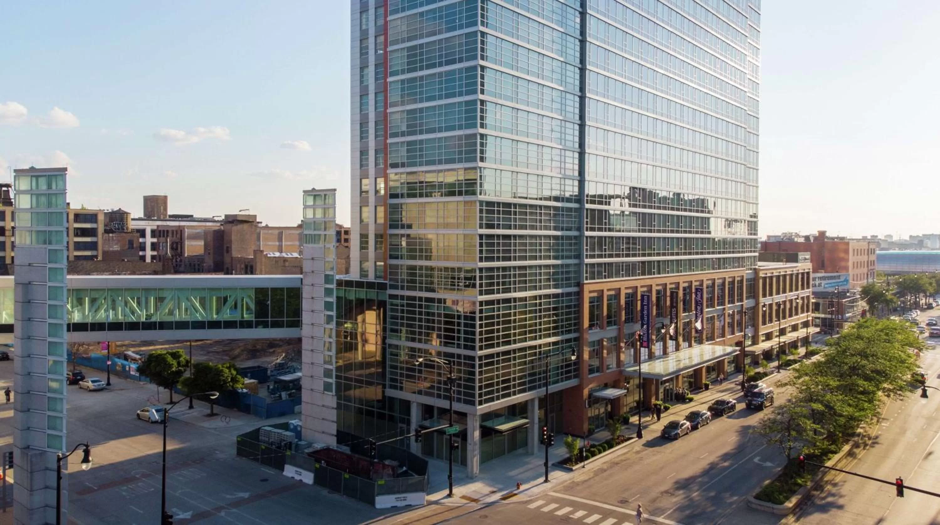 Property building in Hilton Garden Inn Chicago McCormick Place