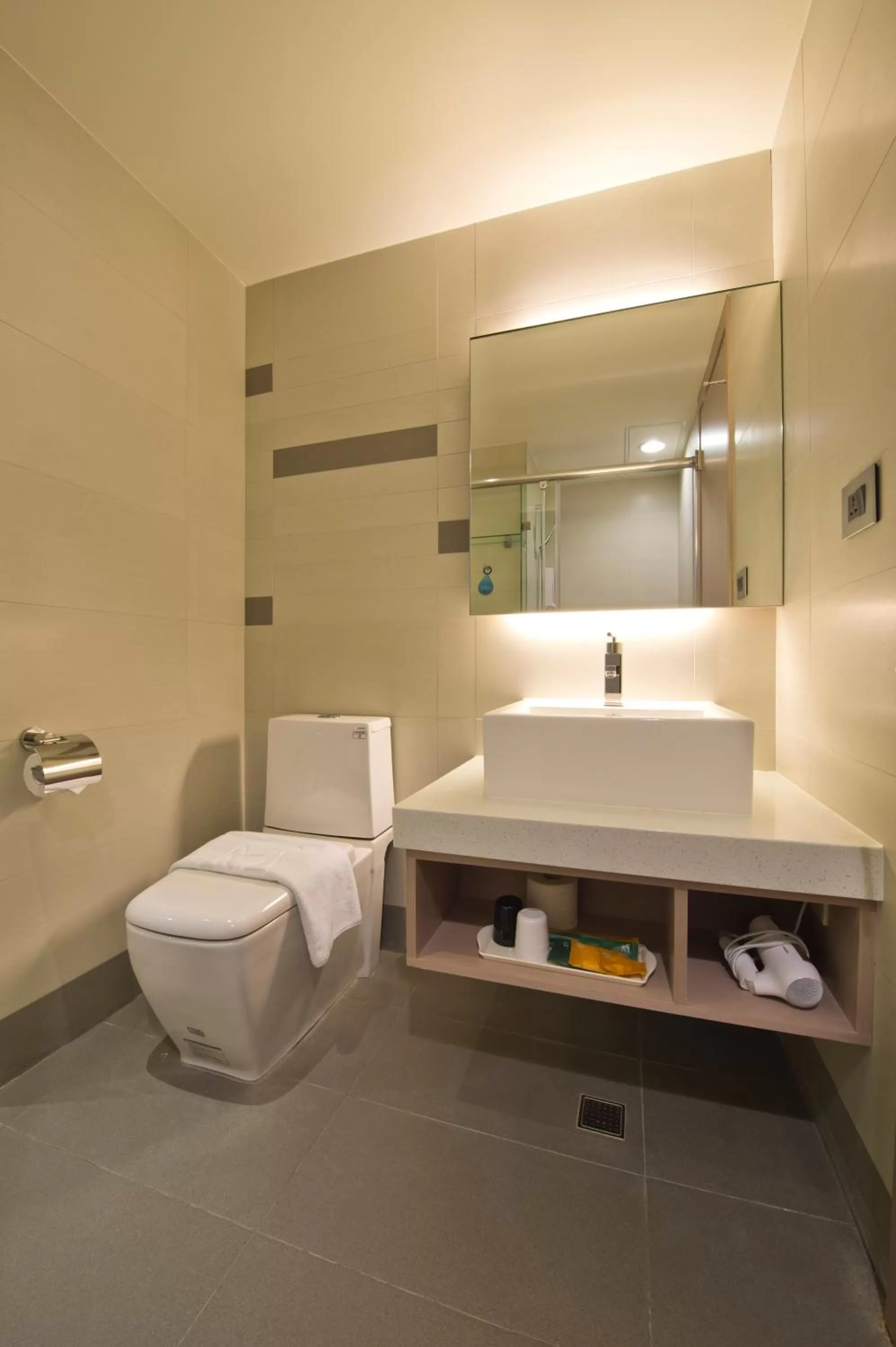 Bathroom in Mellow Fields Hotel