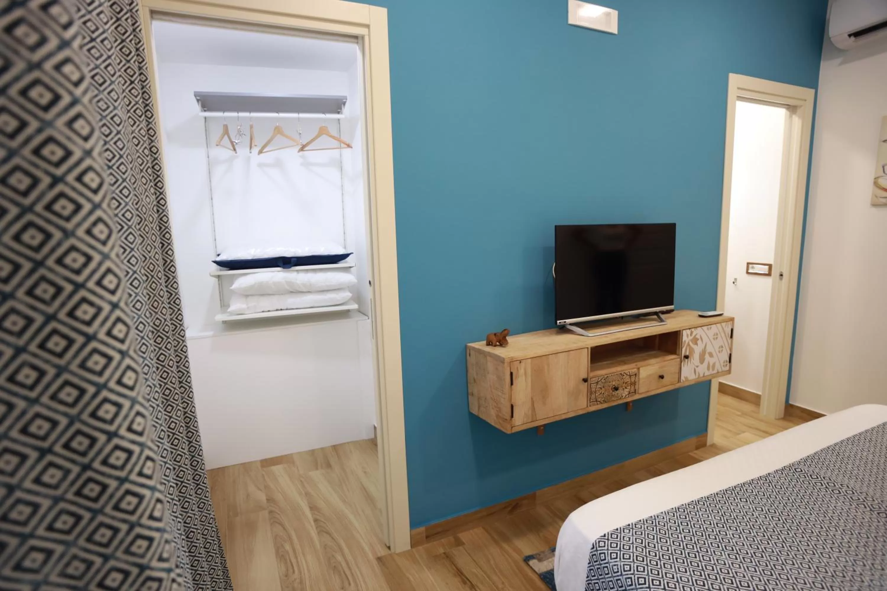 TV and multimedia, Bed in B&B Sant'Agata Patrona