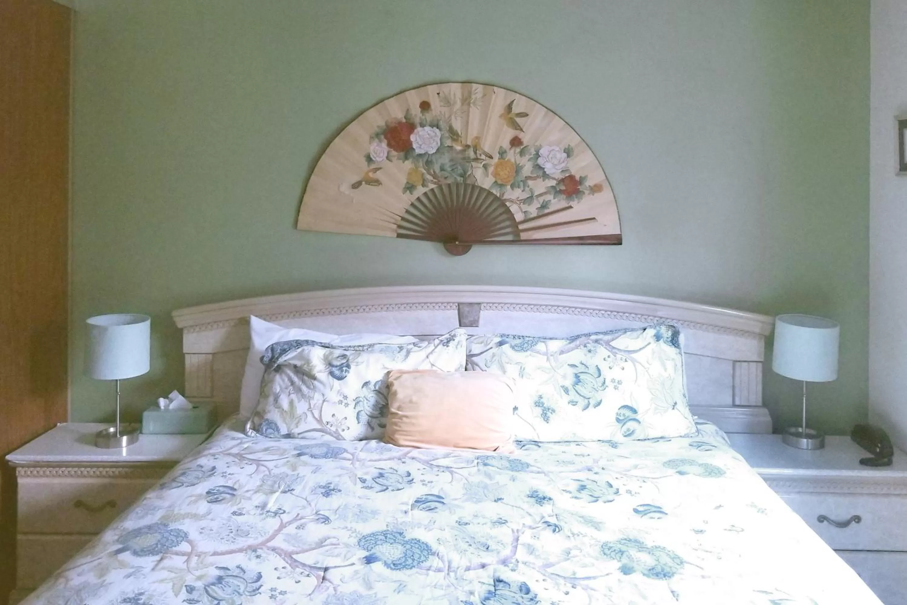 Bedroom, Bed in Ocean Terrace Condominiums