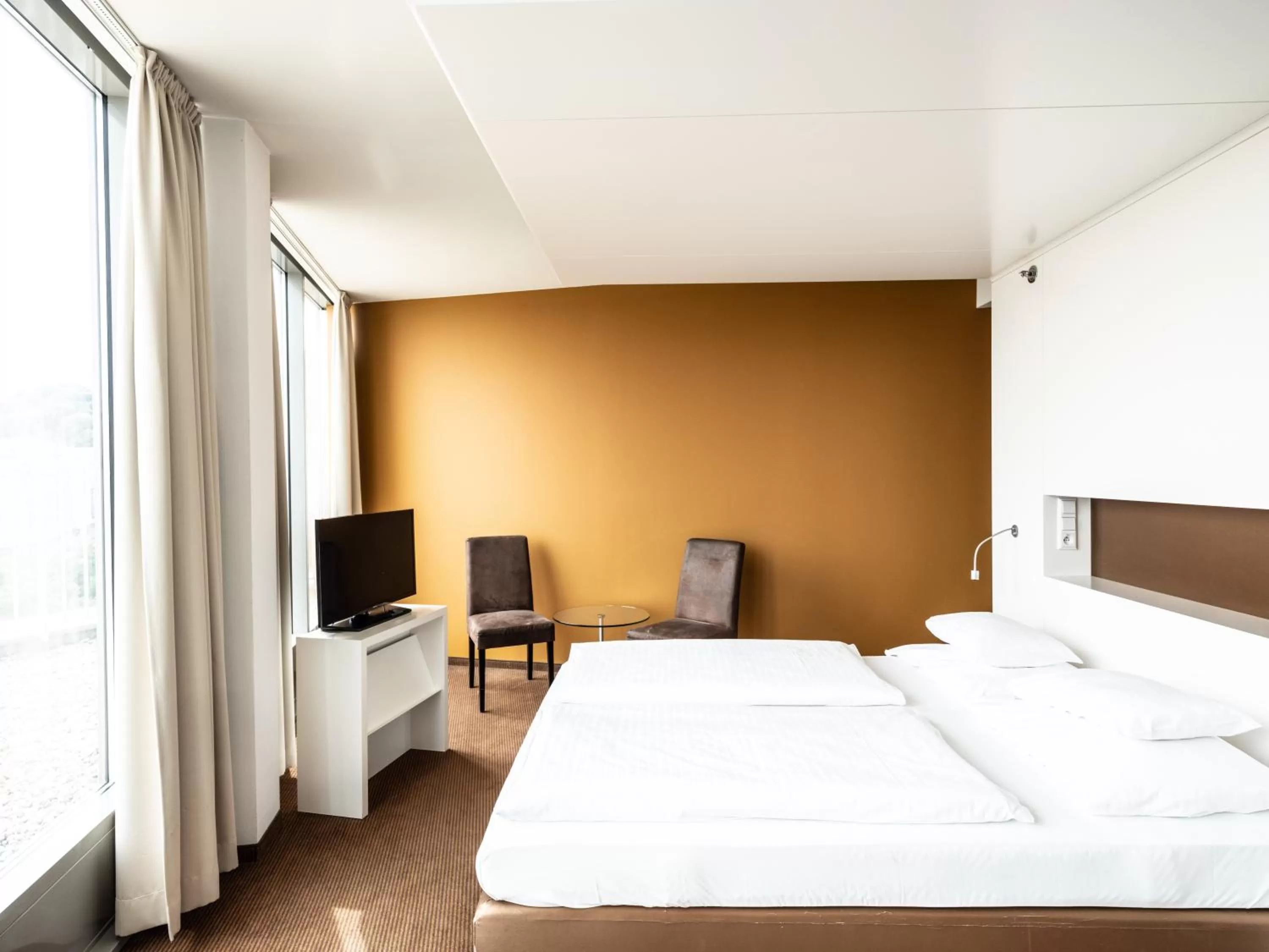 Bedroom, Bed in Falkensteiner Hotel Bratislava