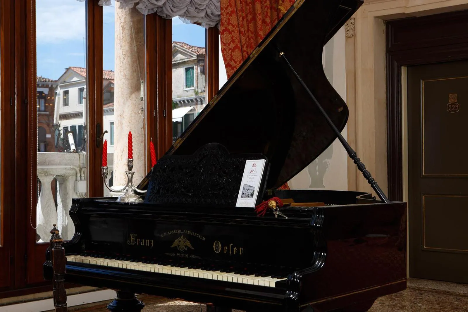 Decorative detail in Hotel La Residenza