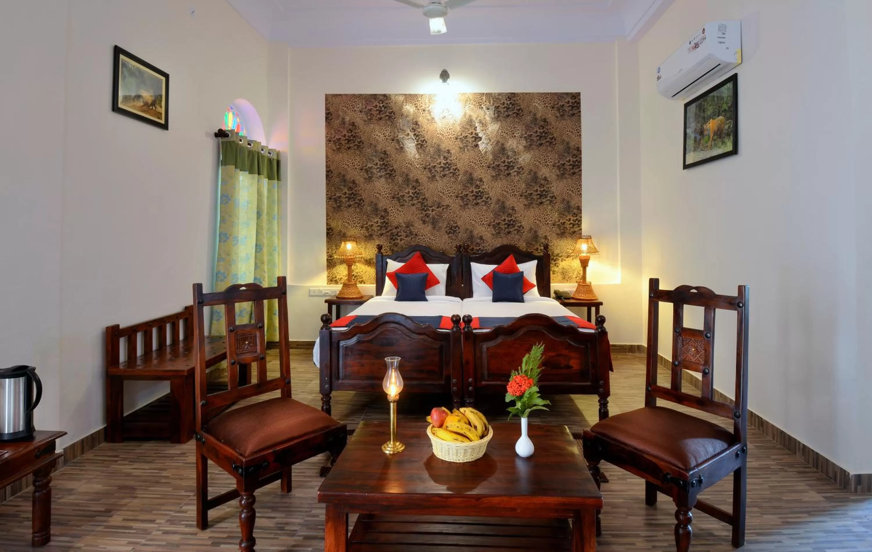 Bed in Ranthambhore Heritage Haveli