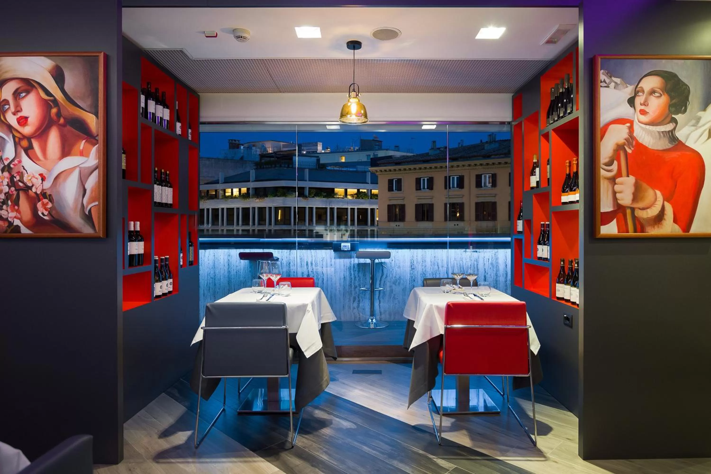 Restaurant/places to eat in iQ Hotel Roma