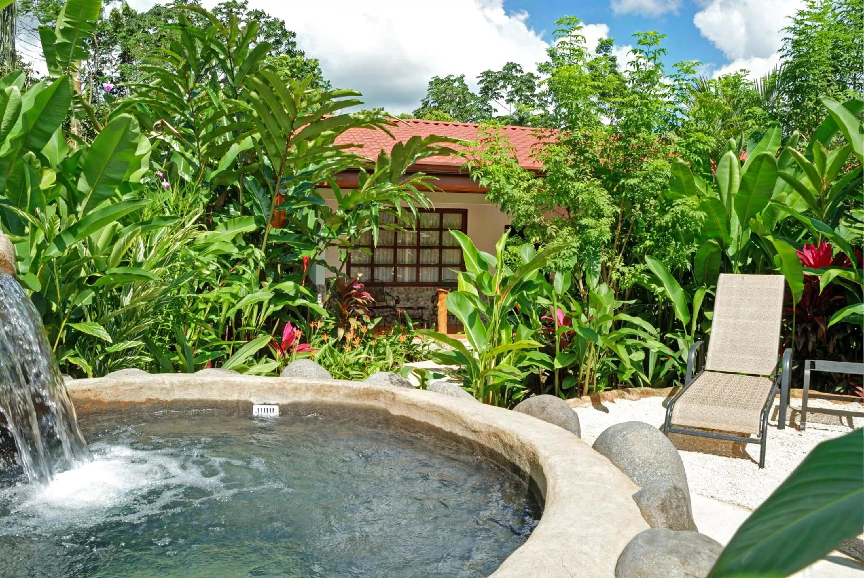 Massage in Volcano Lodge, Hotel & Thermal Experience