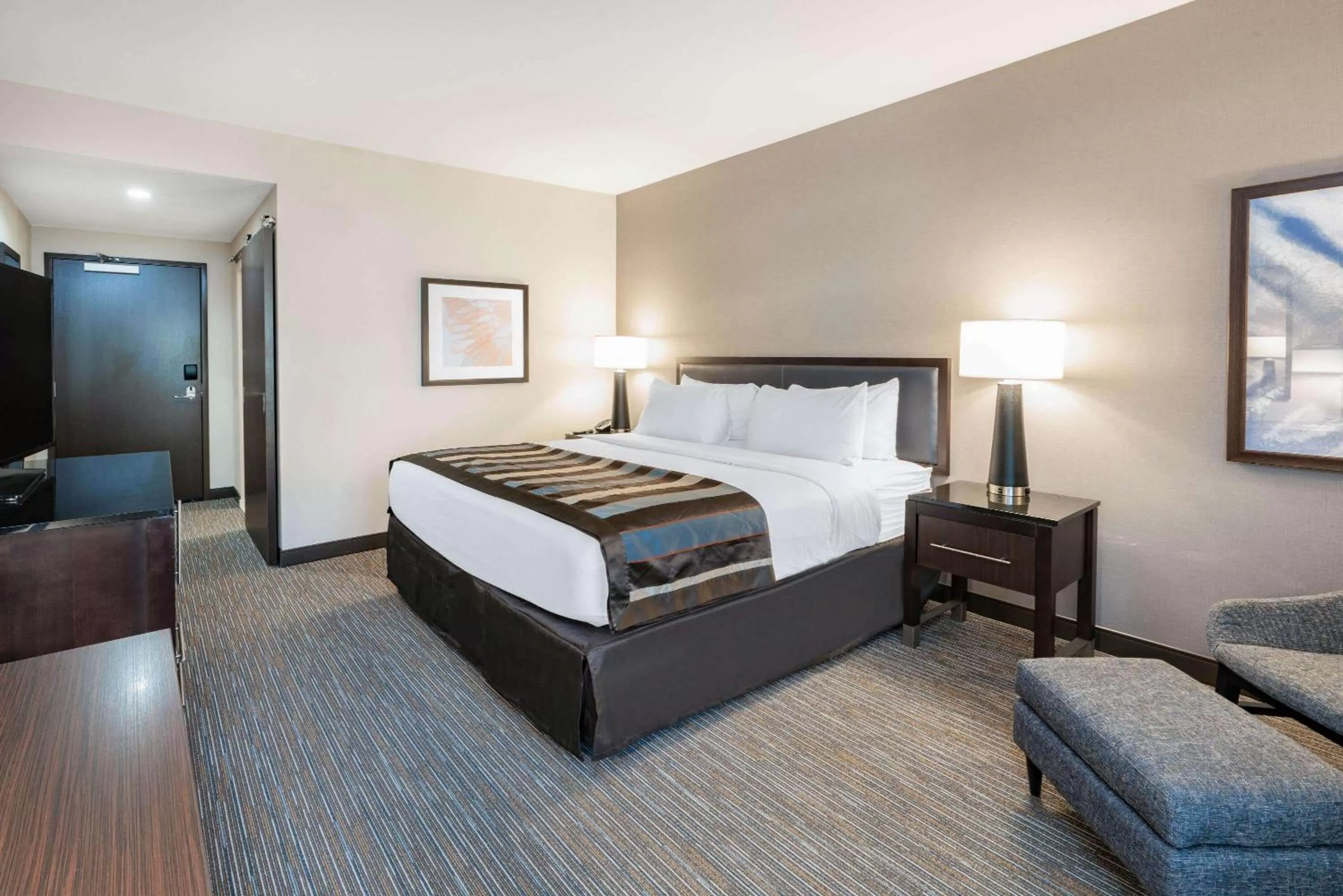 Photo of the whole room, Bed in Wingate by Wyndham Moab