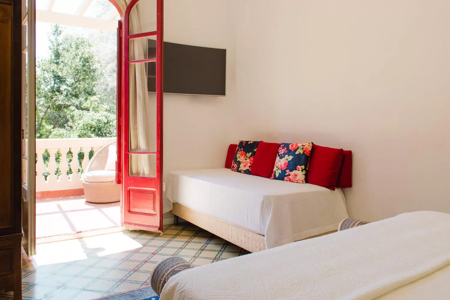 TV and multimedia, Bed in Hotel Torre Barcelona