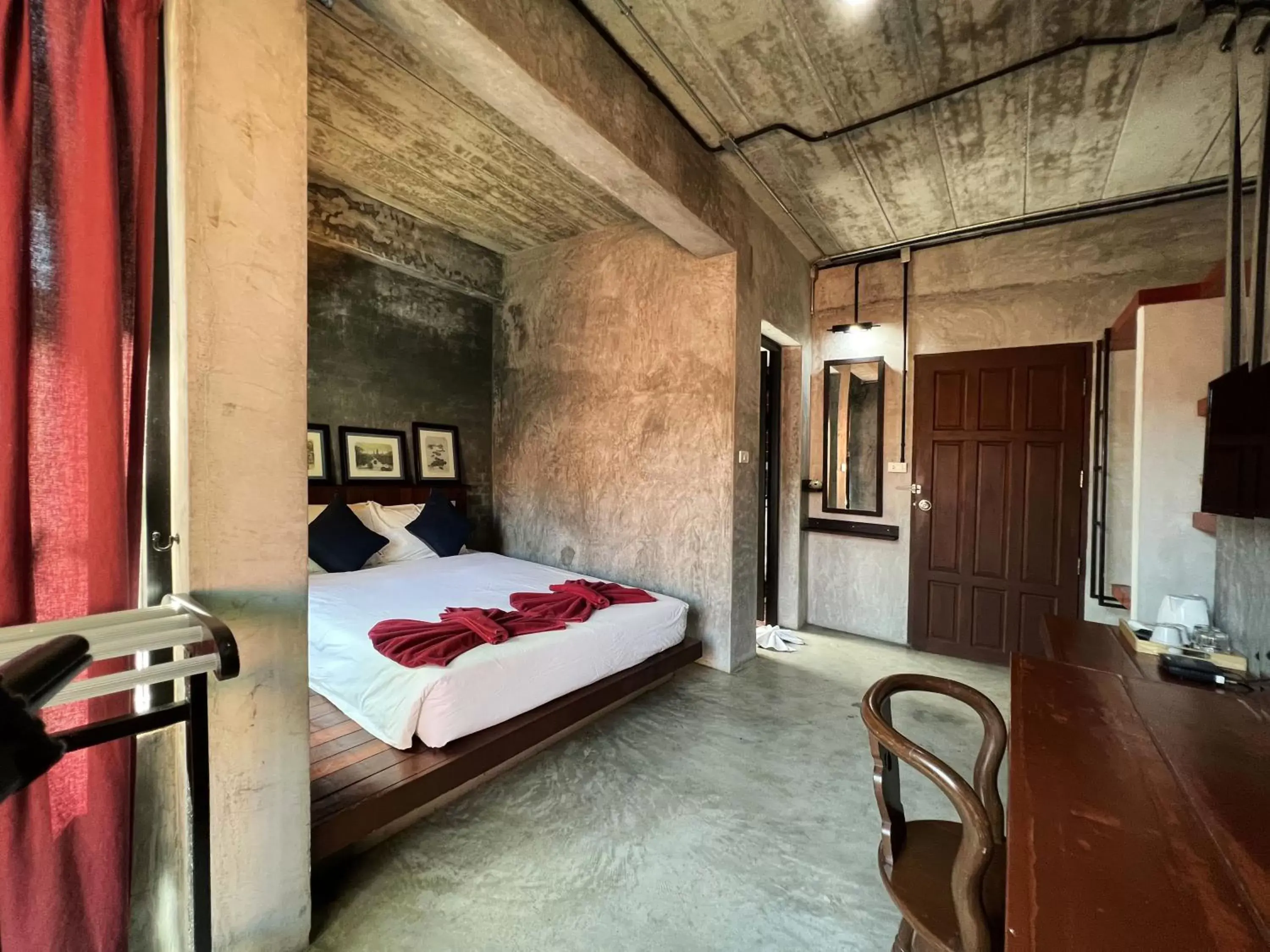 Standard Queen Room in Aonang Third Place Hometel Standard Queen Room in Aonang Third Place Hometel