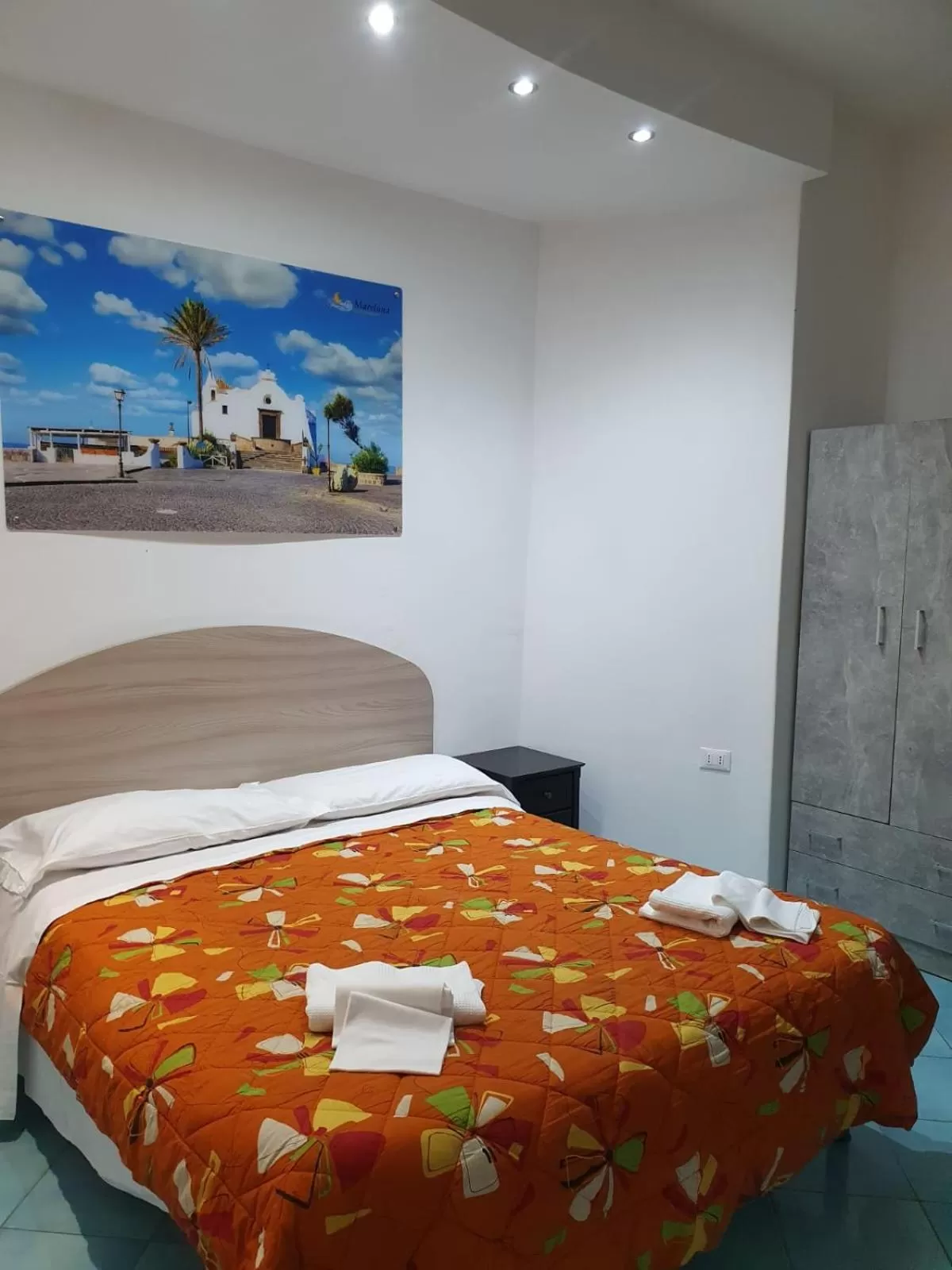 Photo of the whole room, Bed in Hotel Mareluna Ischia