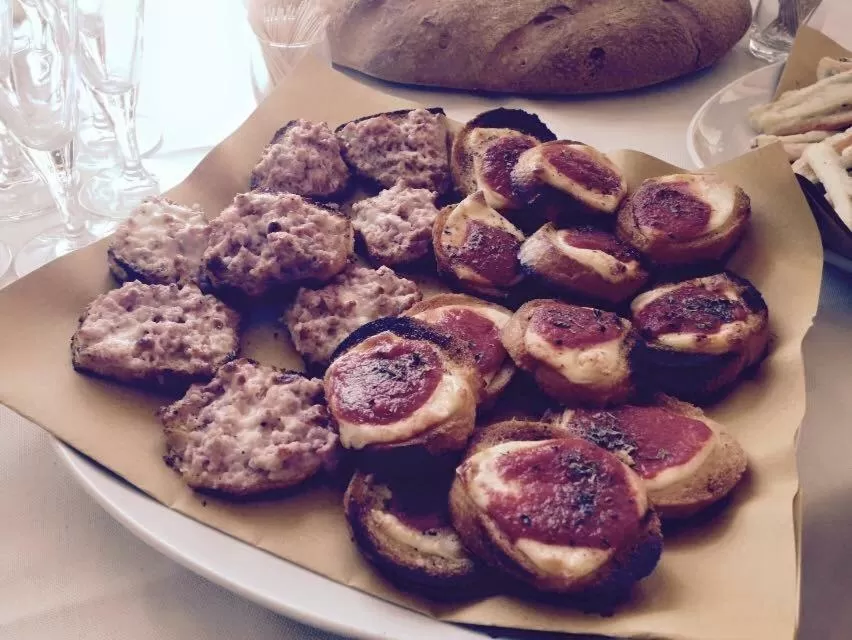 Restaurant/places to eat in Hotel Piero Della Francesca