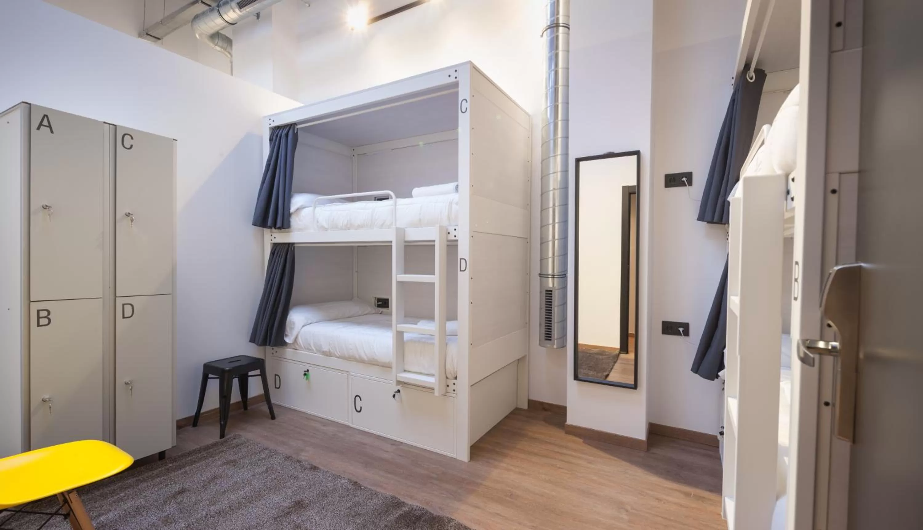 Bedroom, Bed in Airhostel Barcelona Airport 24h