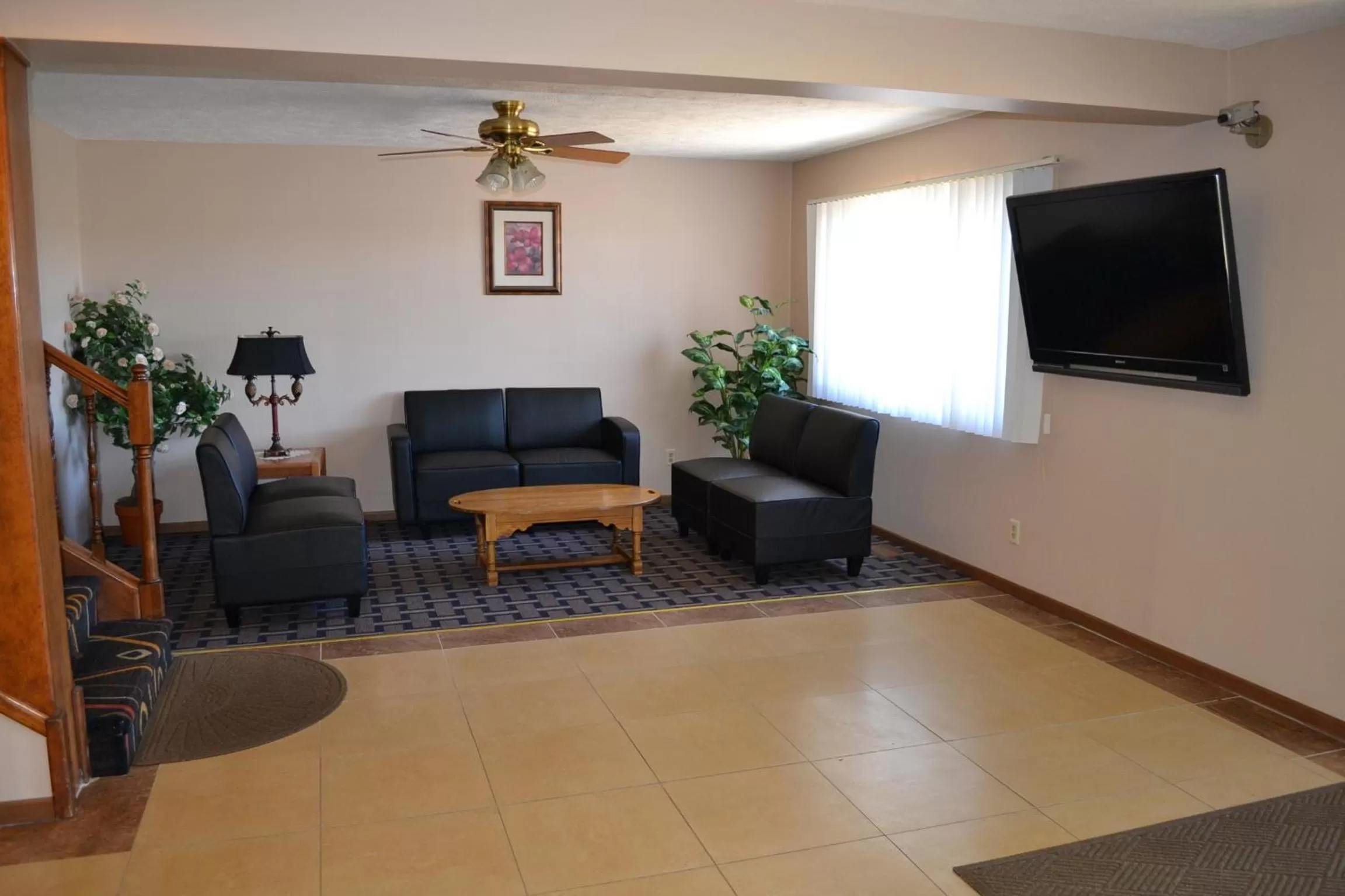 Lobby or reception in Sky Lodge Inn & Suites - Delavan