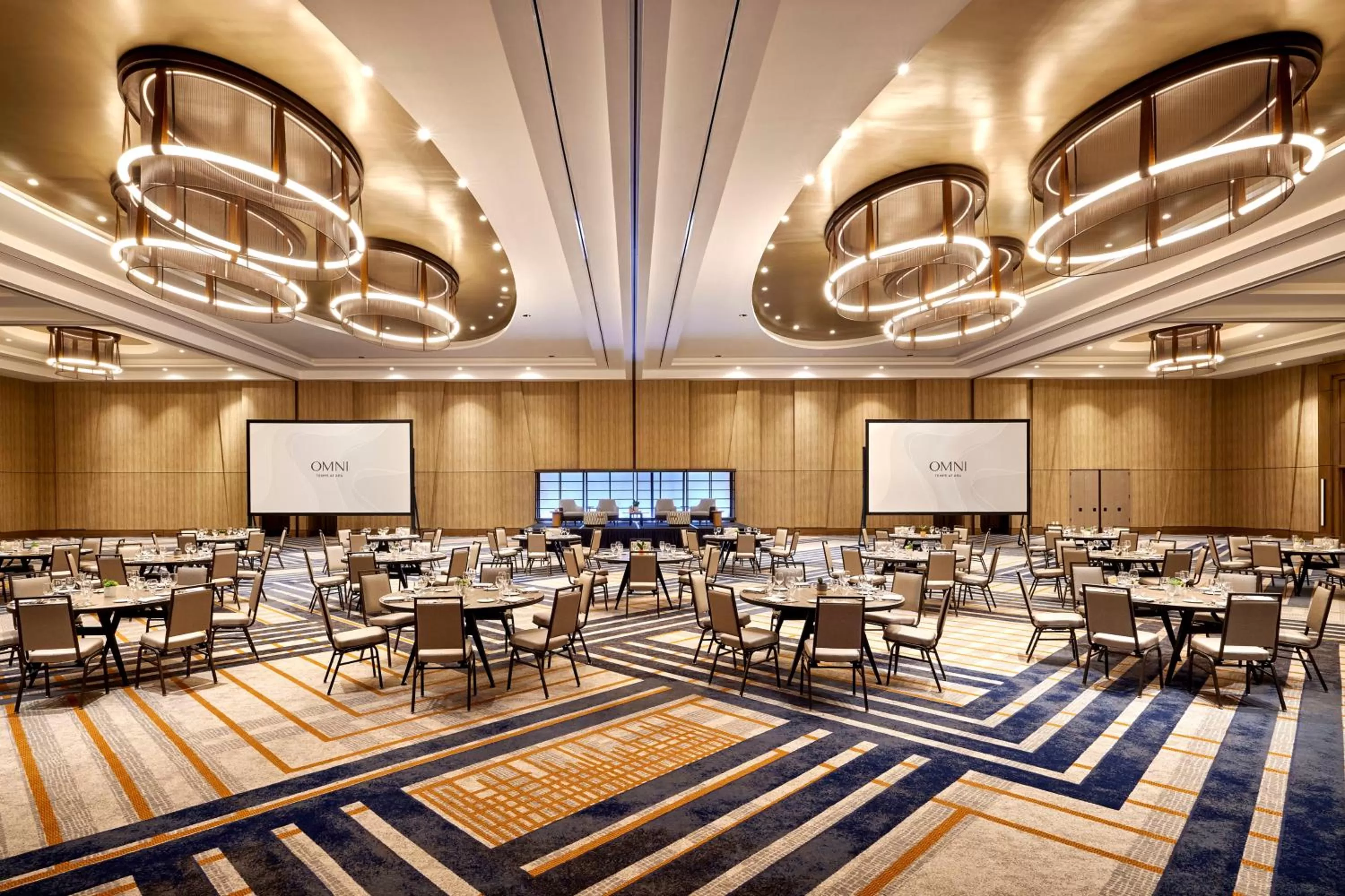 Bathroom in Omni Tempe Hotel at ASU
