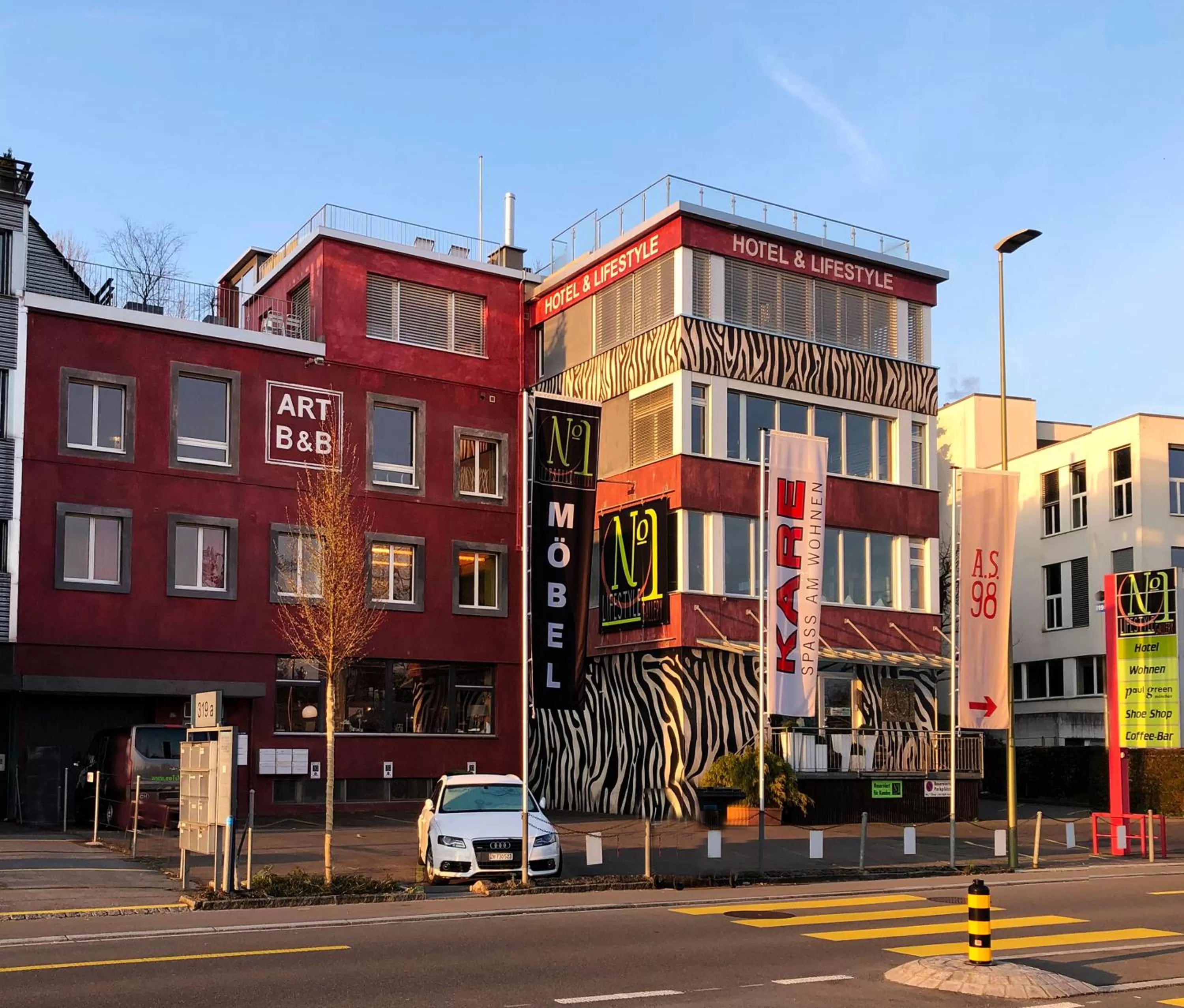 Property building in No1 Art B&B