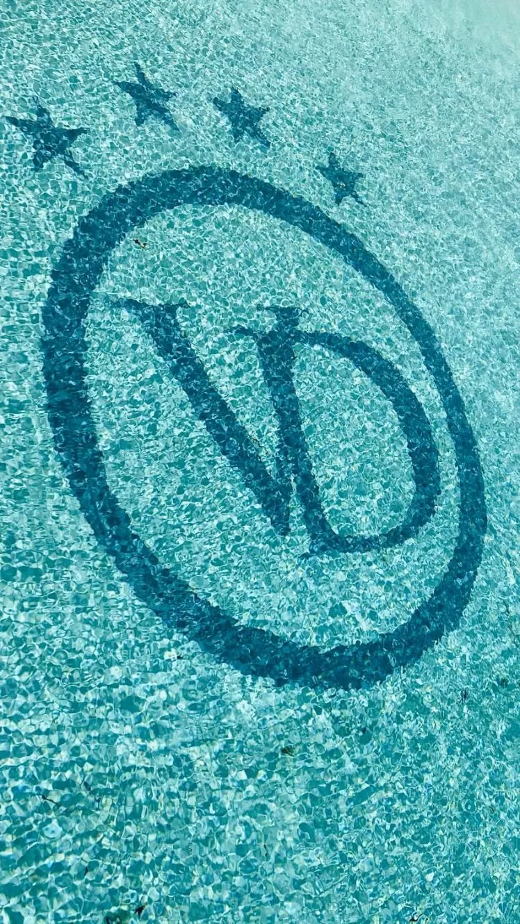 Swimming pool in Villa Delisle Hôtel & Spa