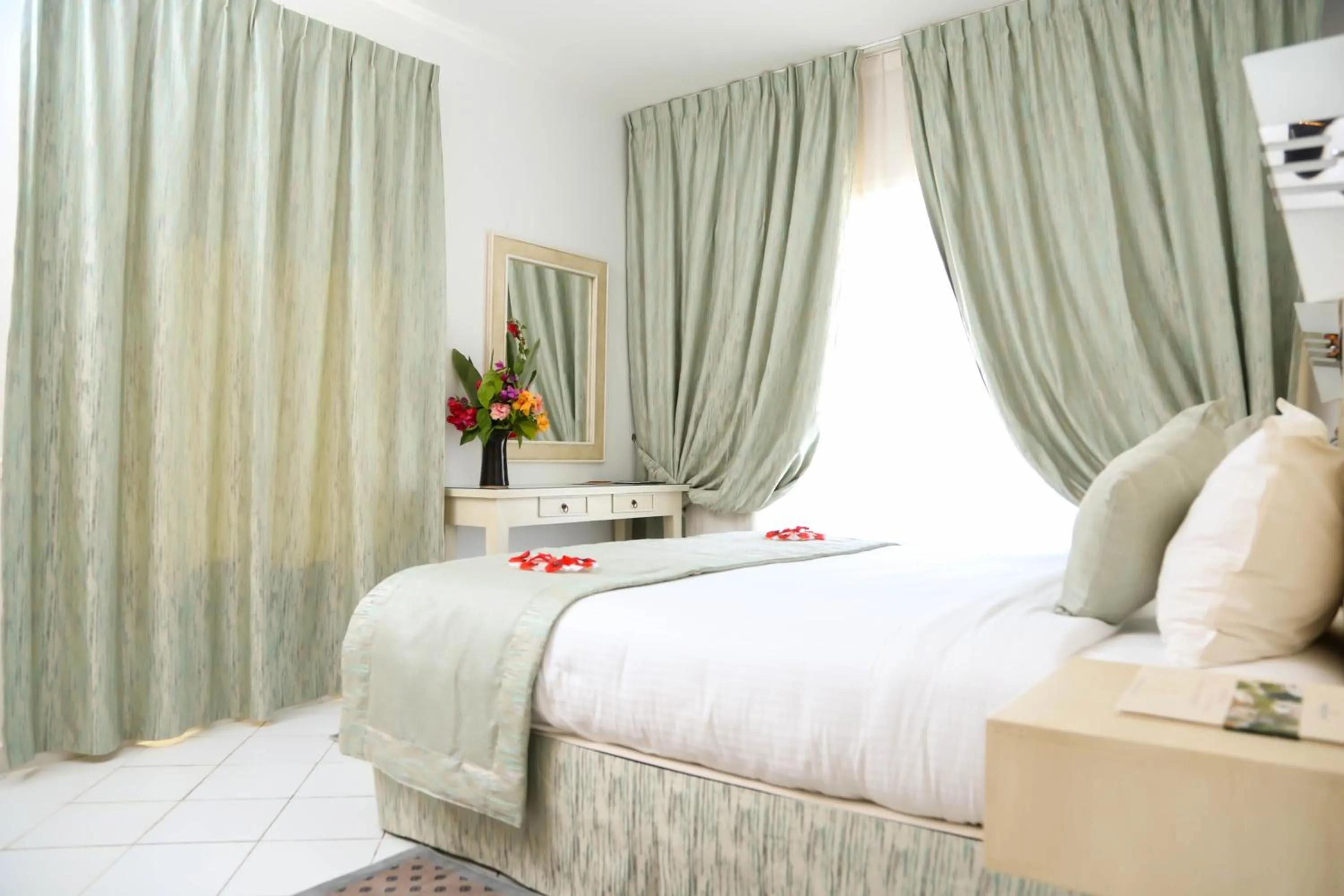 Photo of the whole room, Bed in Golden Carthage Residences