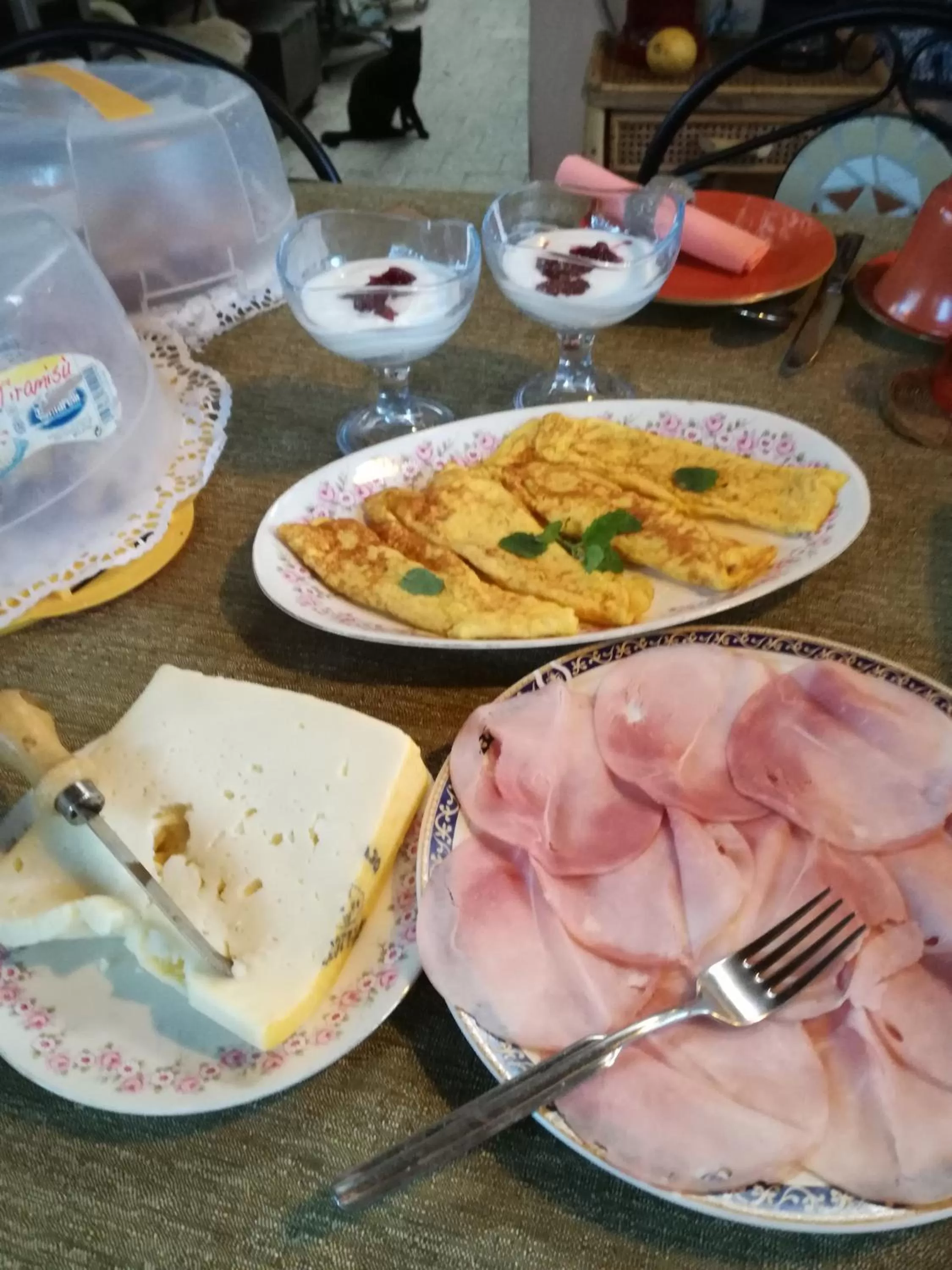 Breakfast in The Garden