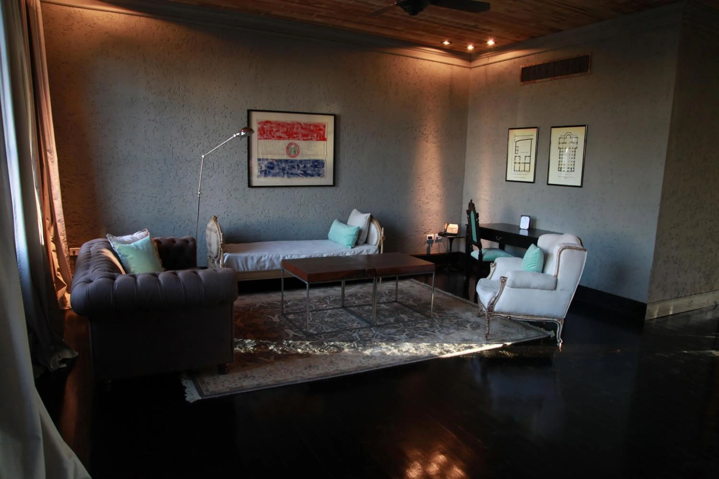 Living room in Factoria Hotel