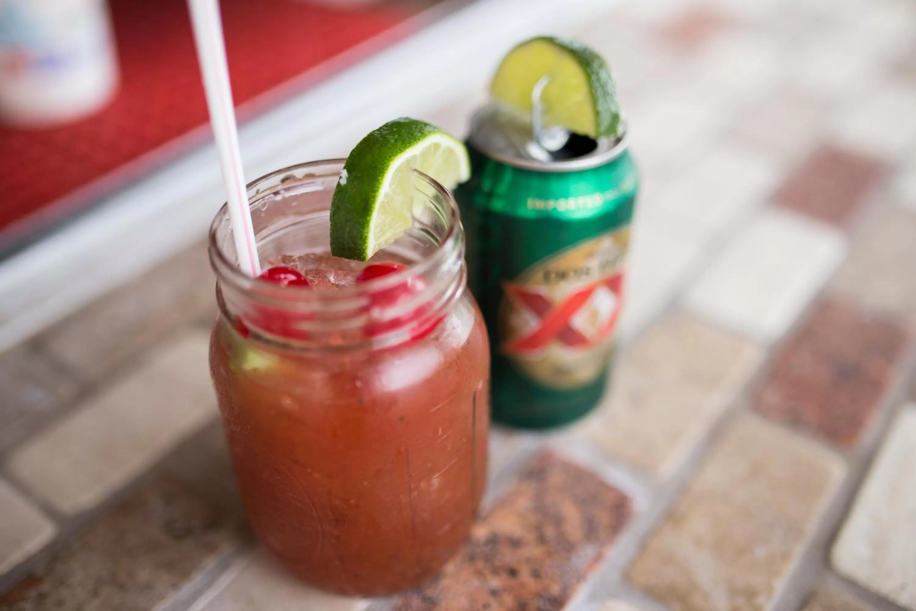 Alcoholic drinks in La Copa Inn Beach Hotel