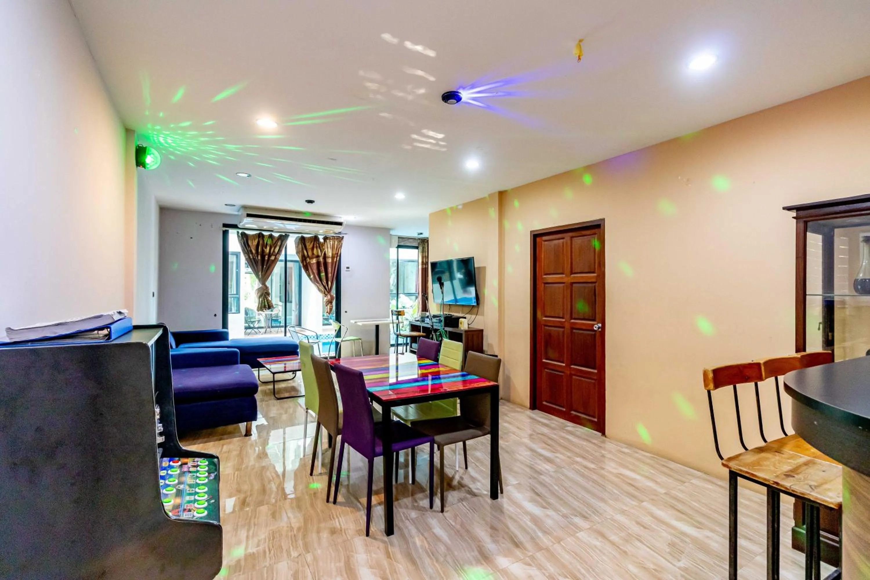 Living room in The Pool Resort