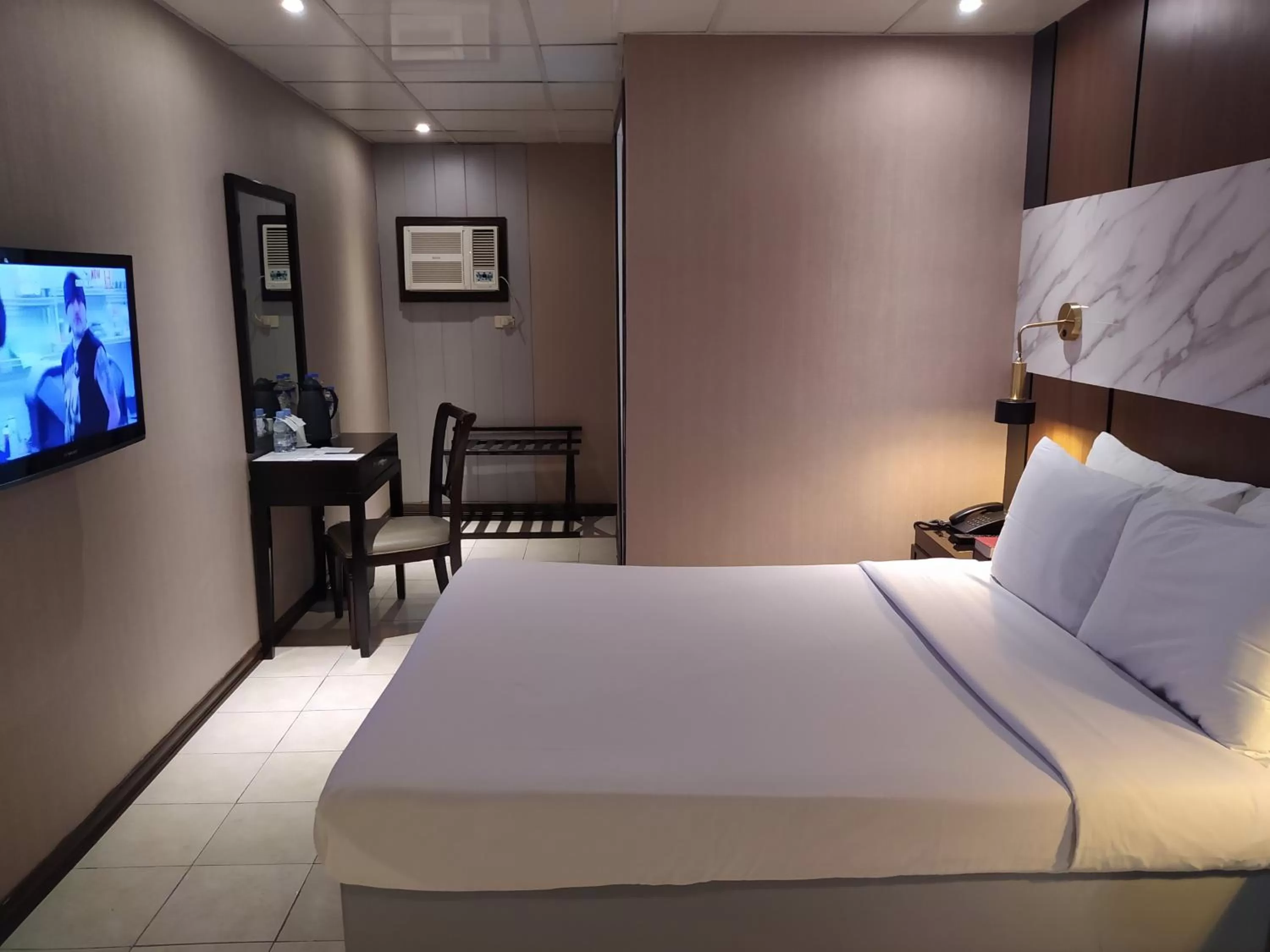 Bed in Star Plaza Hotel