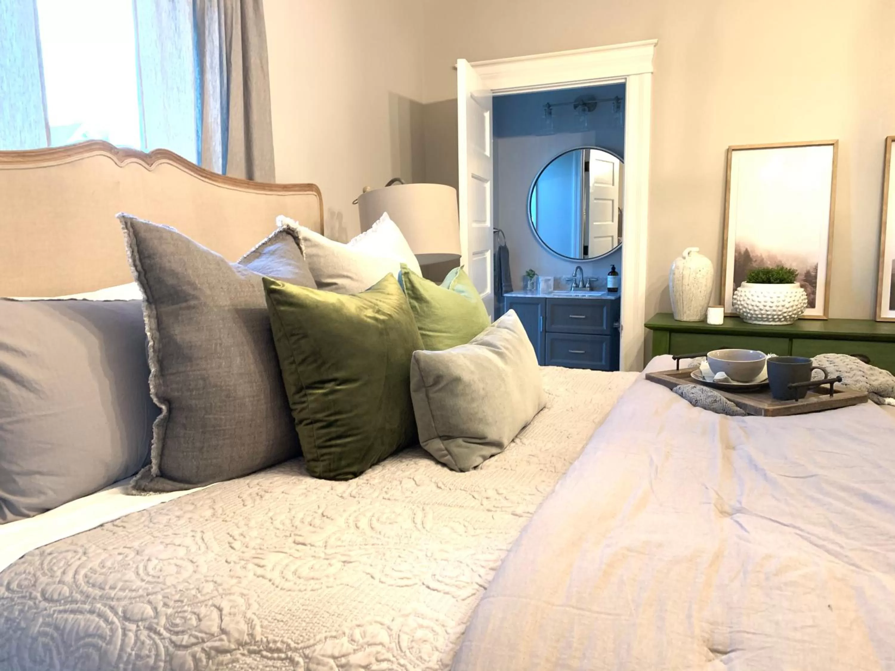 Bed in Vida Boutique Inn