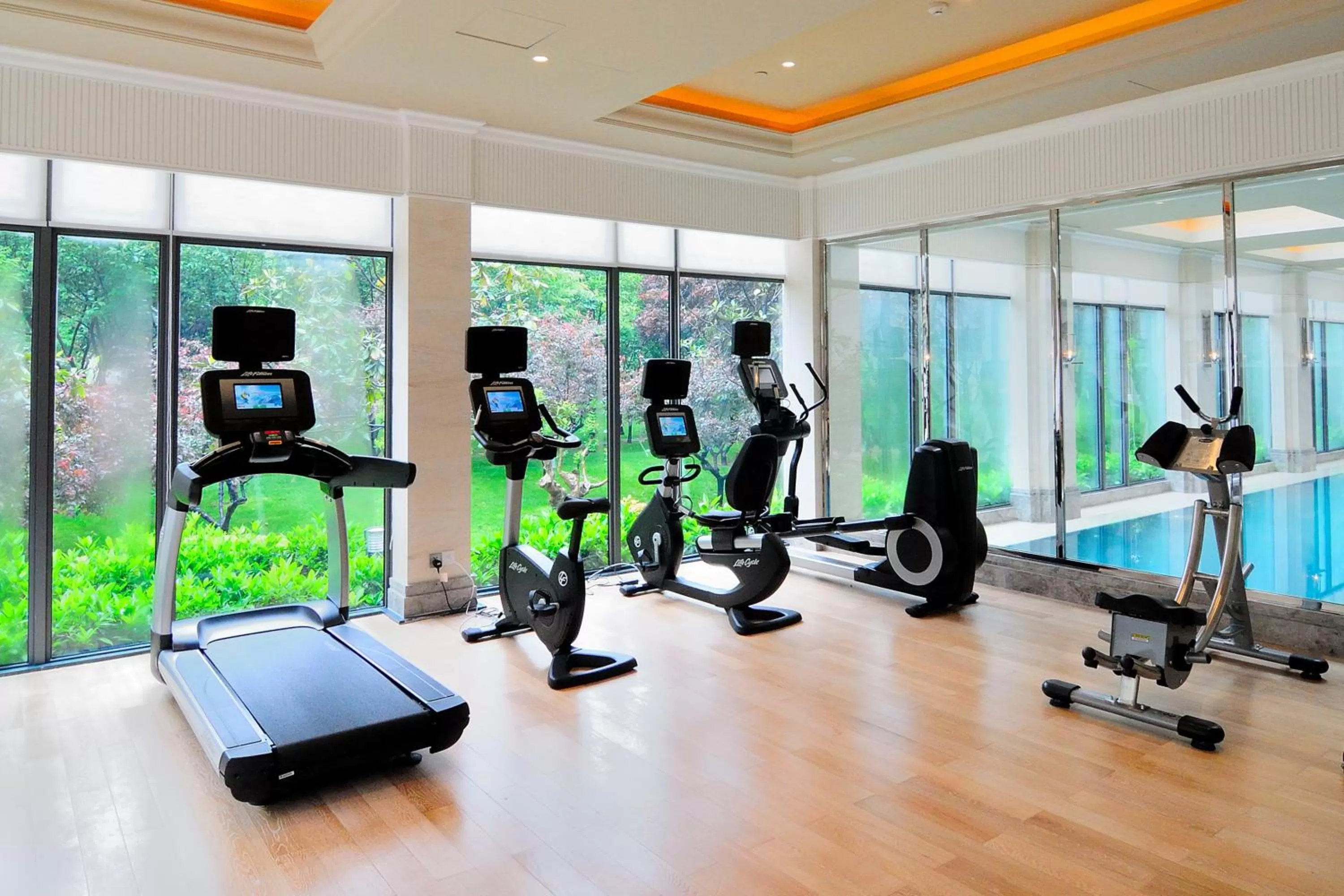 Fitness centre/facilities in Sofitel Legend People's Grand Hotel Xi'an