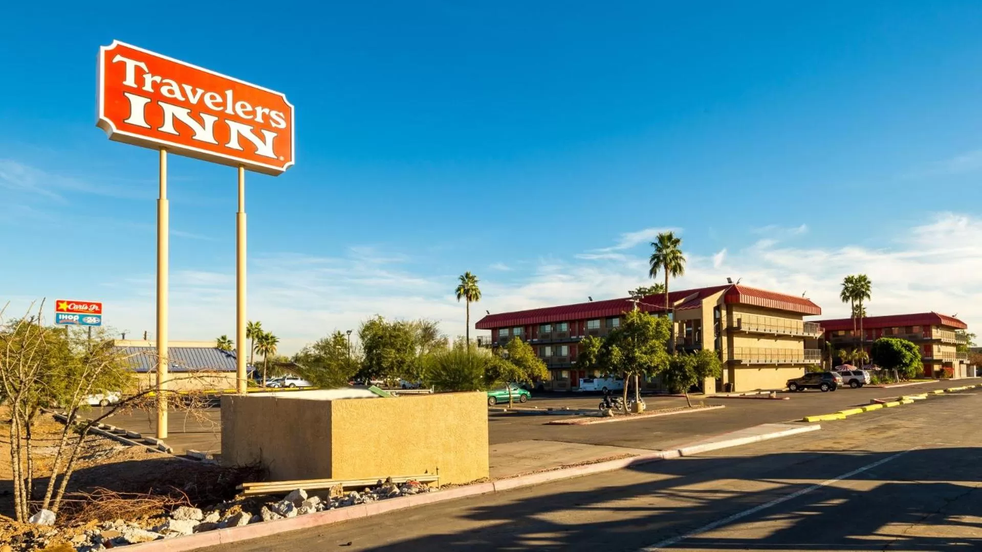 Property building in Travelers Inn - Phoenix