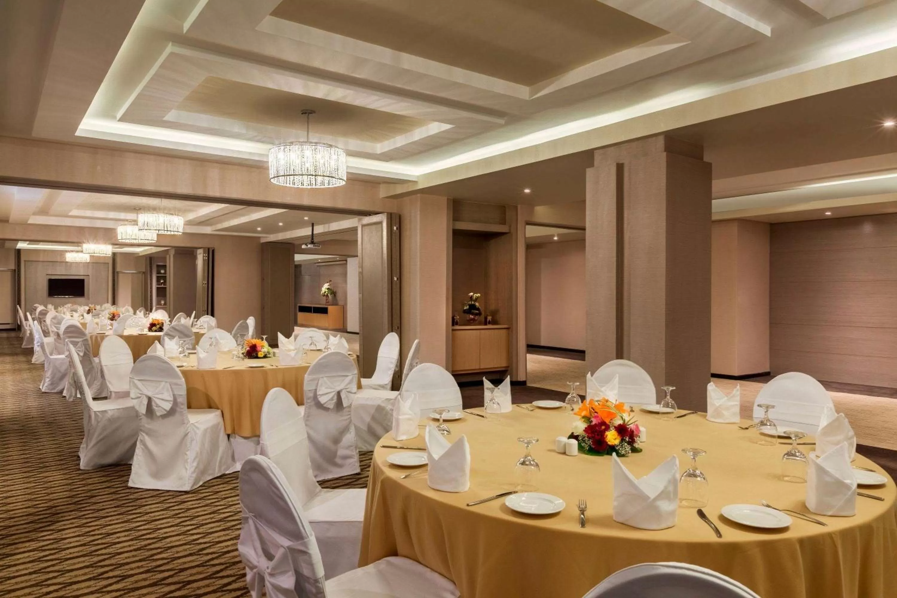 Meeting/conference room in Ramada Hotel and Suites Amwaj Islands