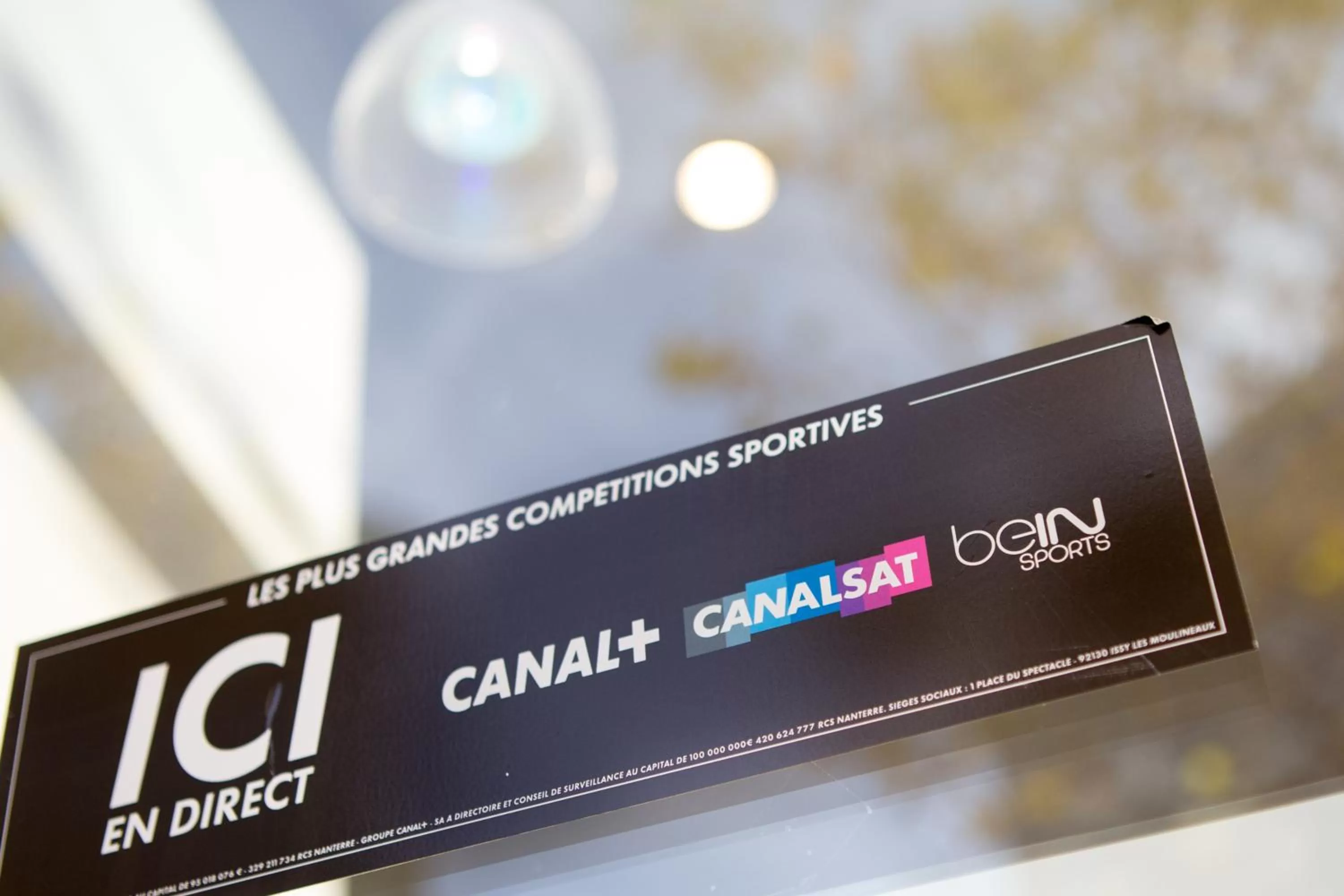 TV and multimedia in HOTEL DE PARIS MONTPARNASSE