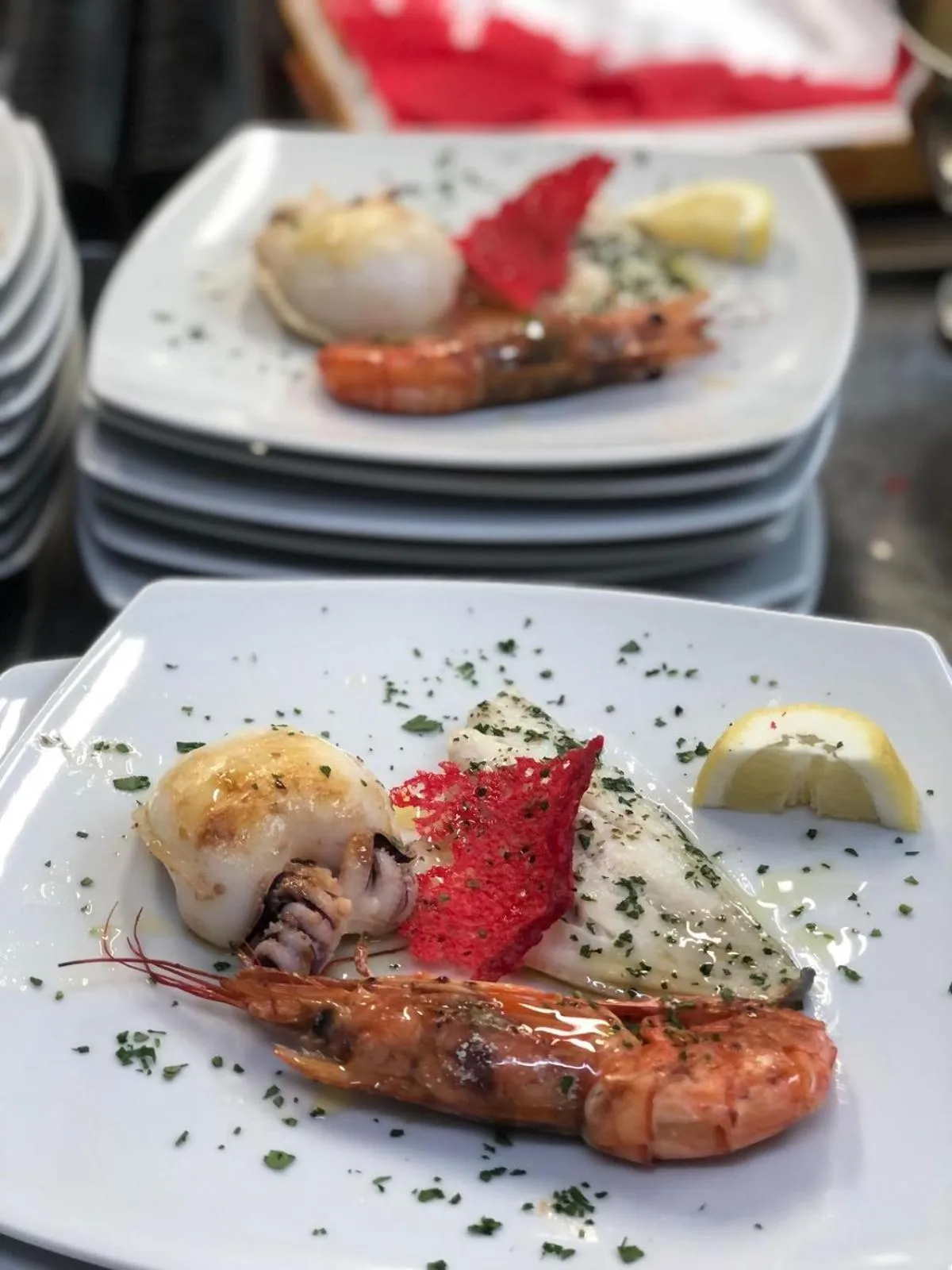 Restaurant/places to eat in Hotel Euro