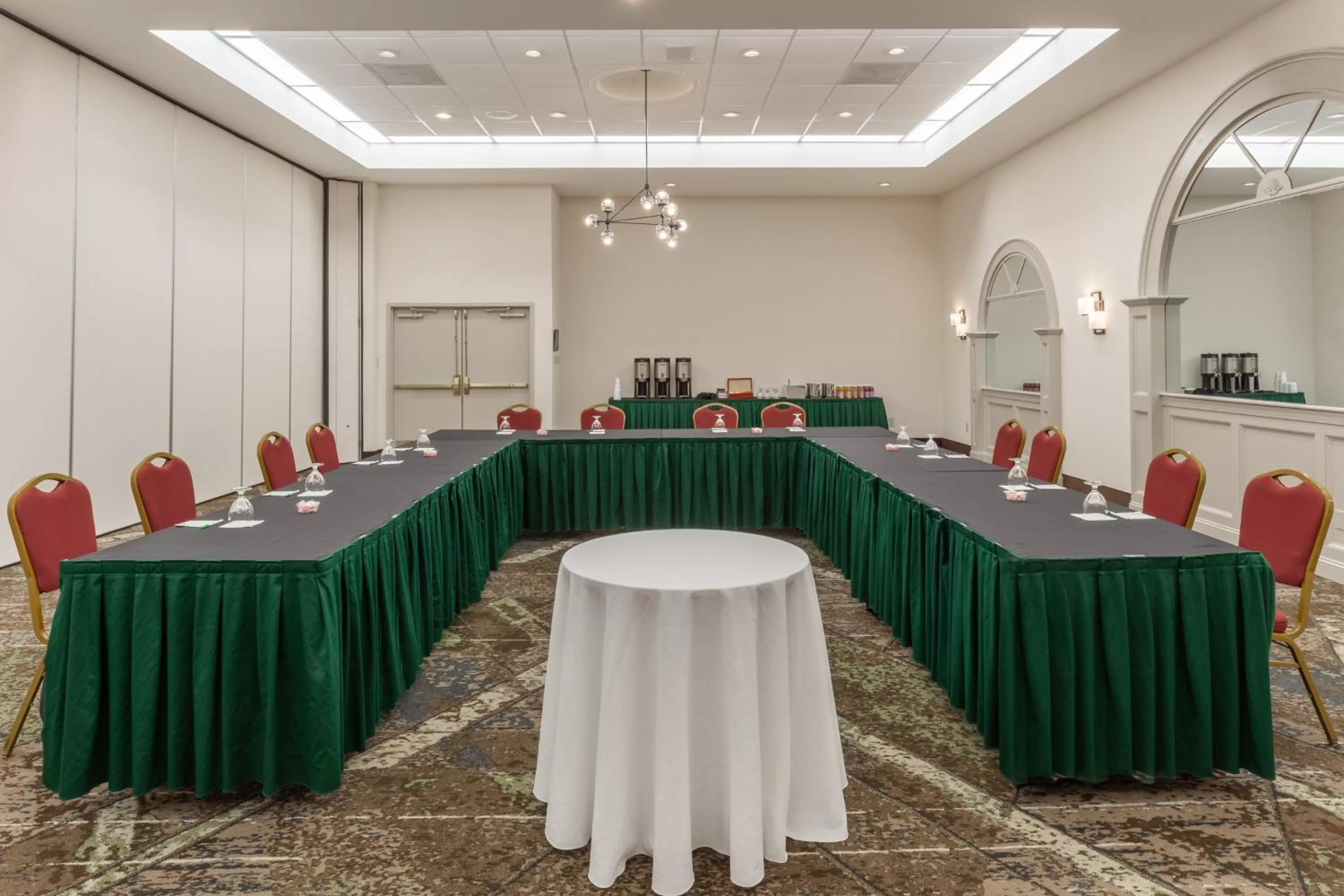 Meeting/conference room in Holiday Inn Philadelphia South-Swedesboro by IHG