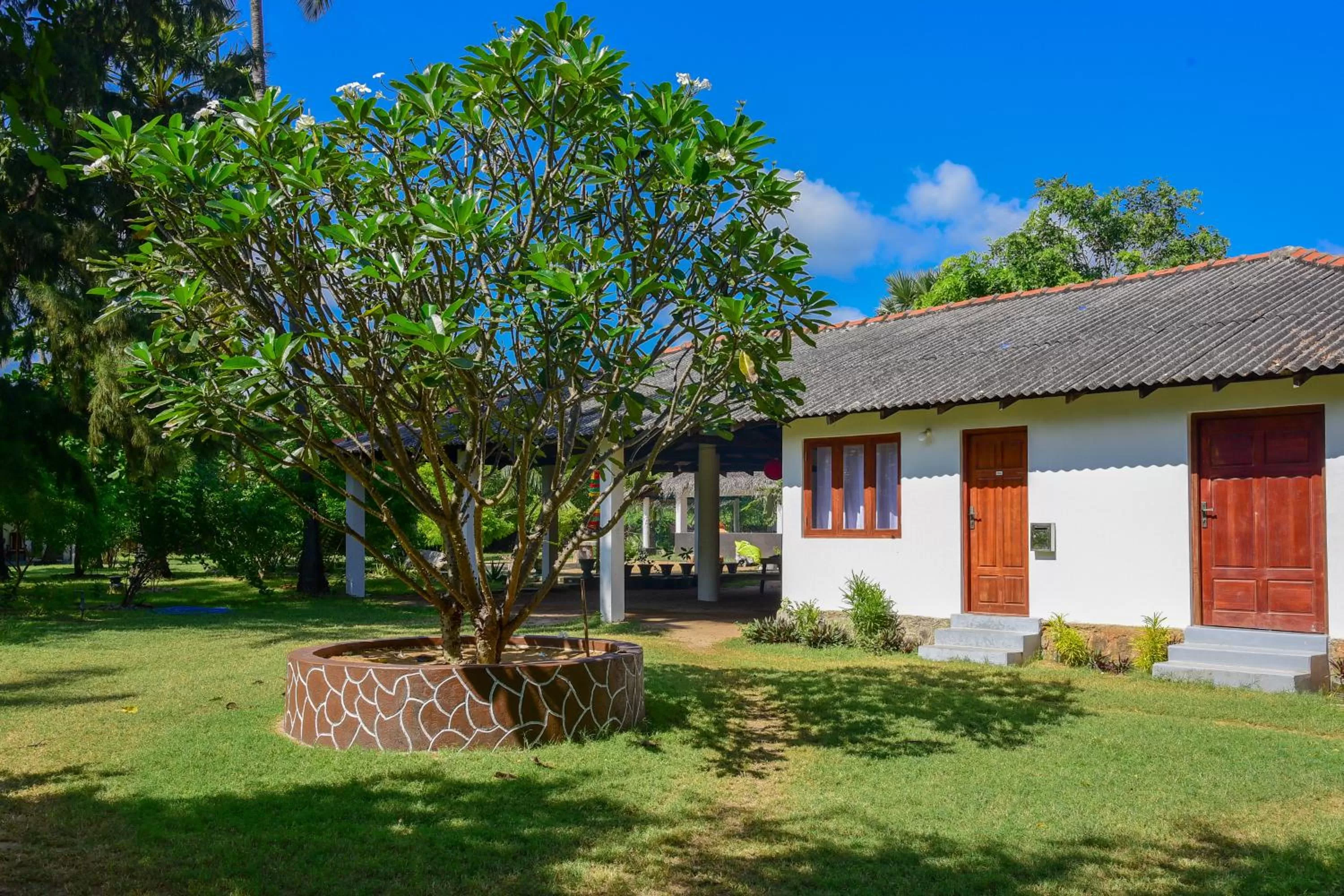 Facade/entrance, Garden in 108 Palms Beach Resort