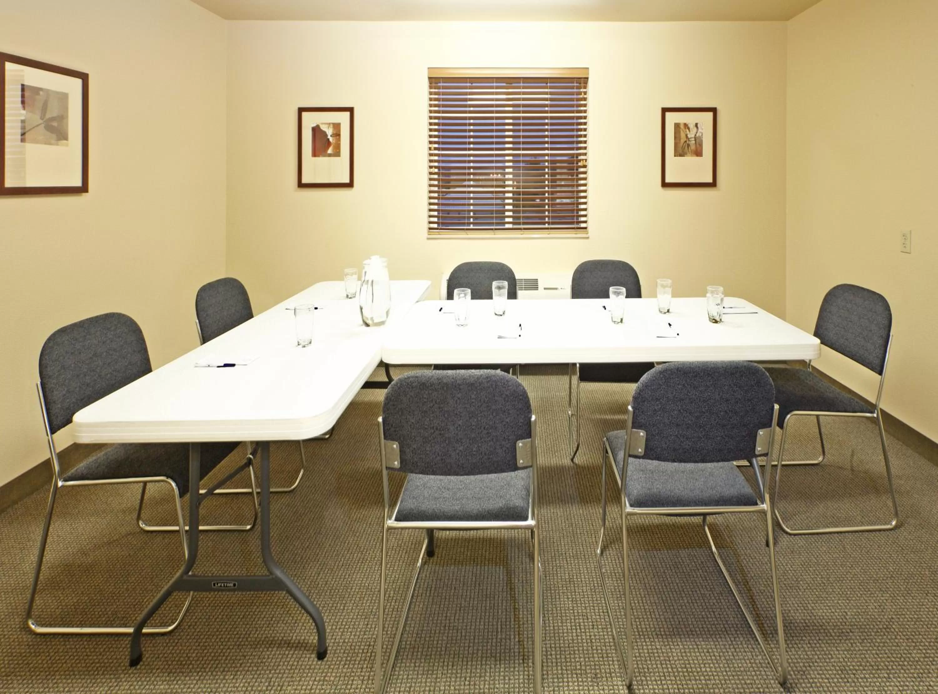 Meeting/conference room in Candlewood Suites Fayetteville by IHG