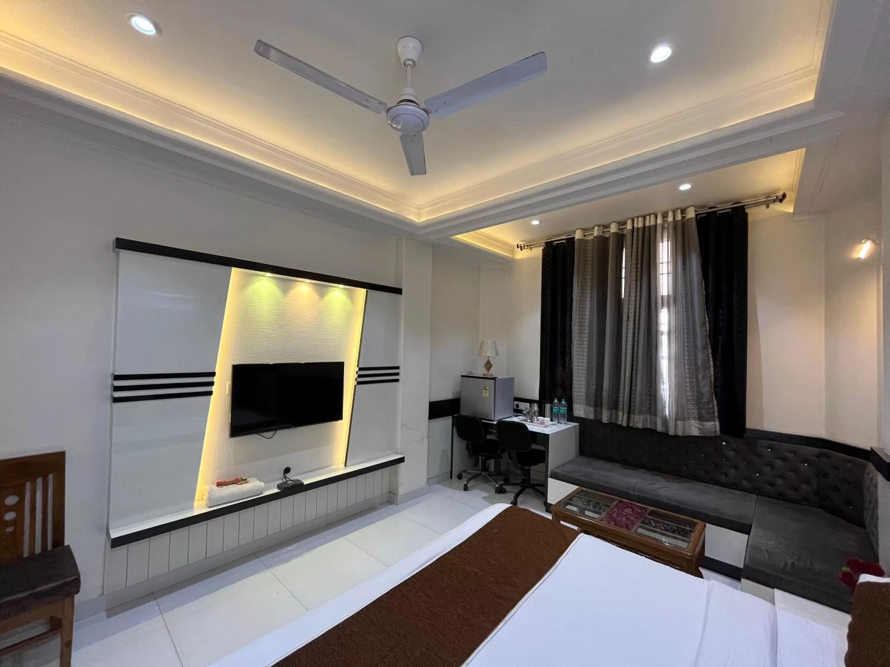 Bedroom, Bed in Hotel Marc Royal