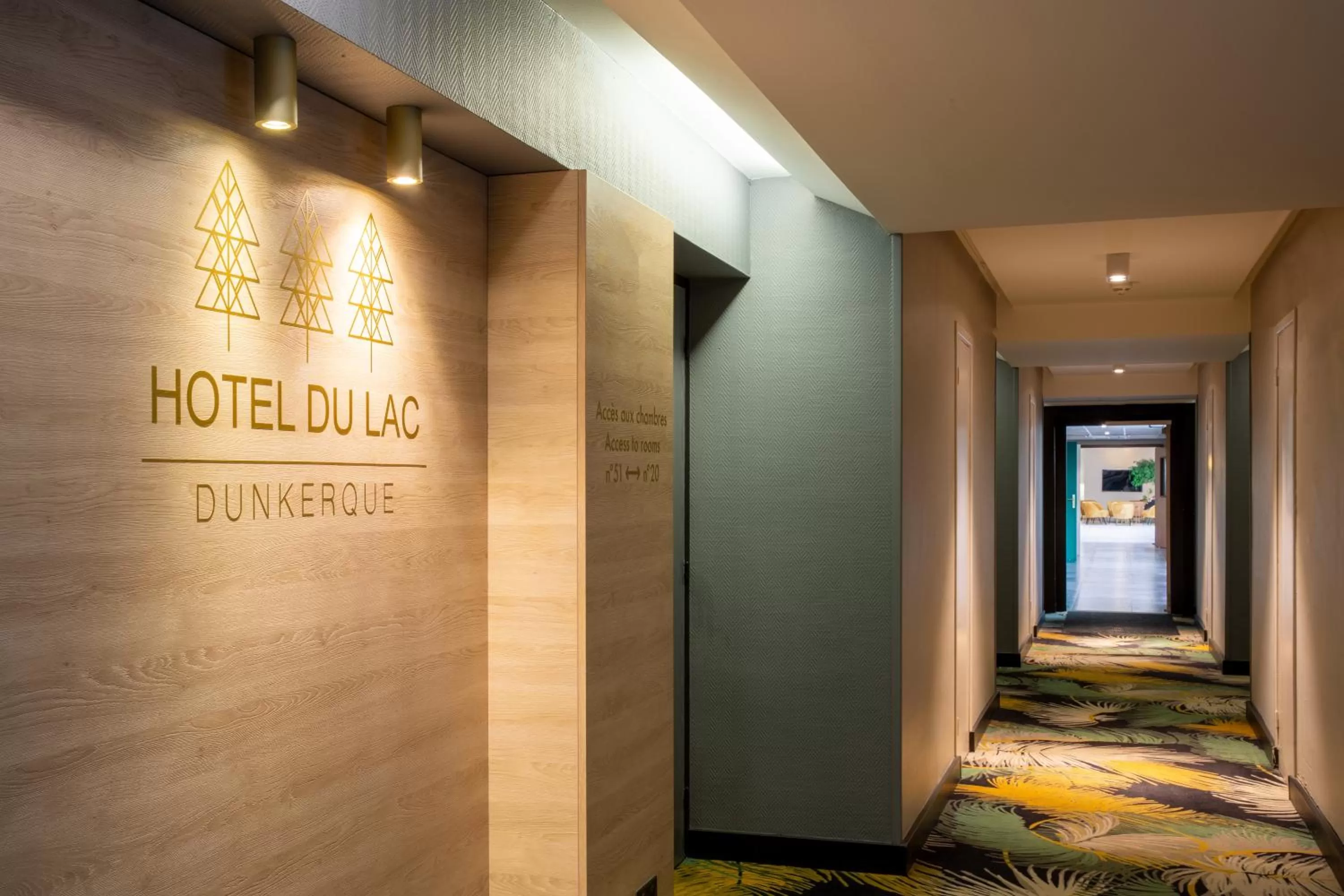 Property building in Best Western Hotel du Lac Dunkerque- Restaurant ouvert 7/7 midi et soir