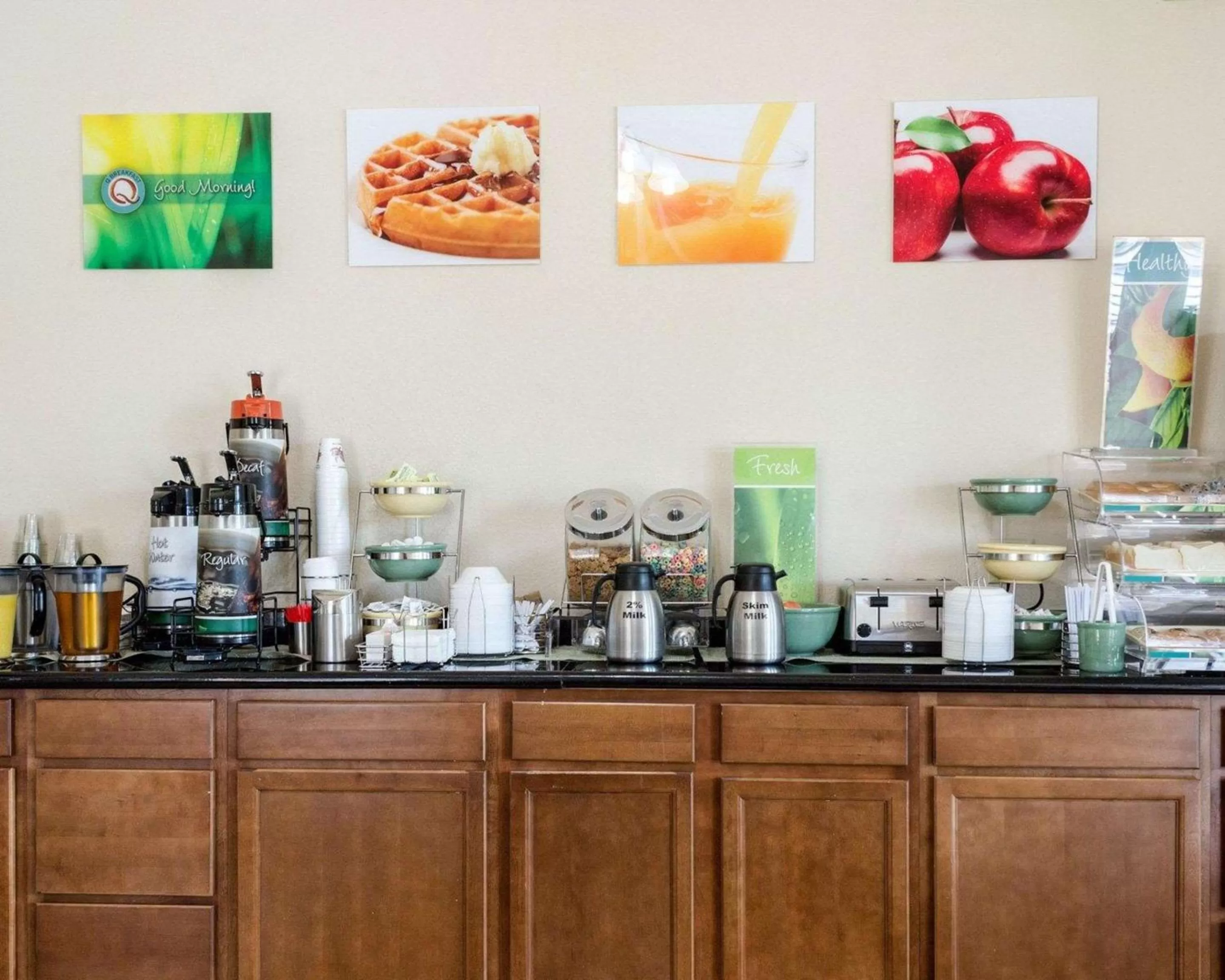 Restaurant/places to eat in Quality Inn Louisville MS