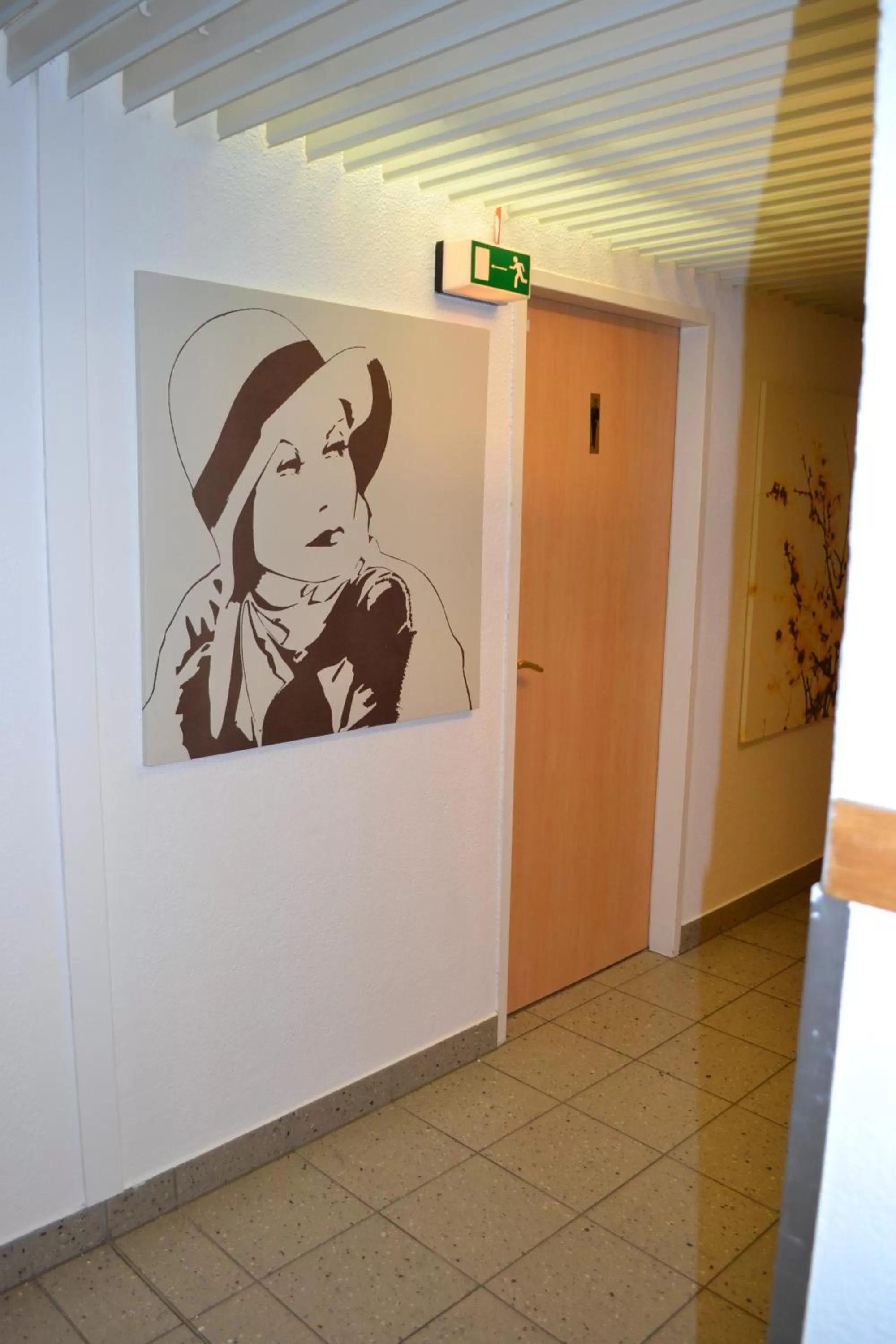 Decorative detail in Lenas West Hotel