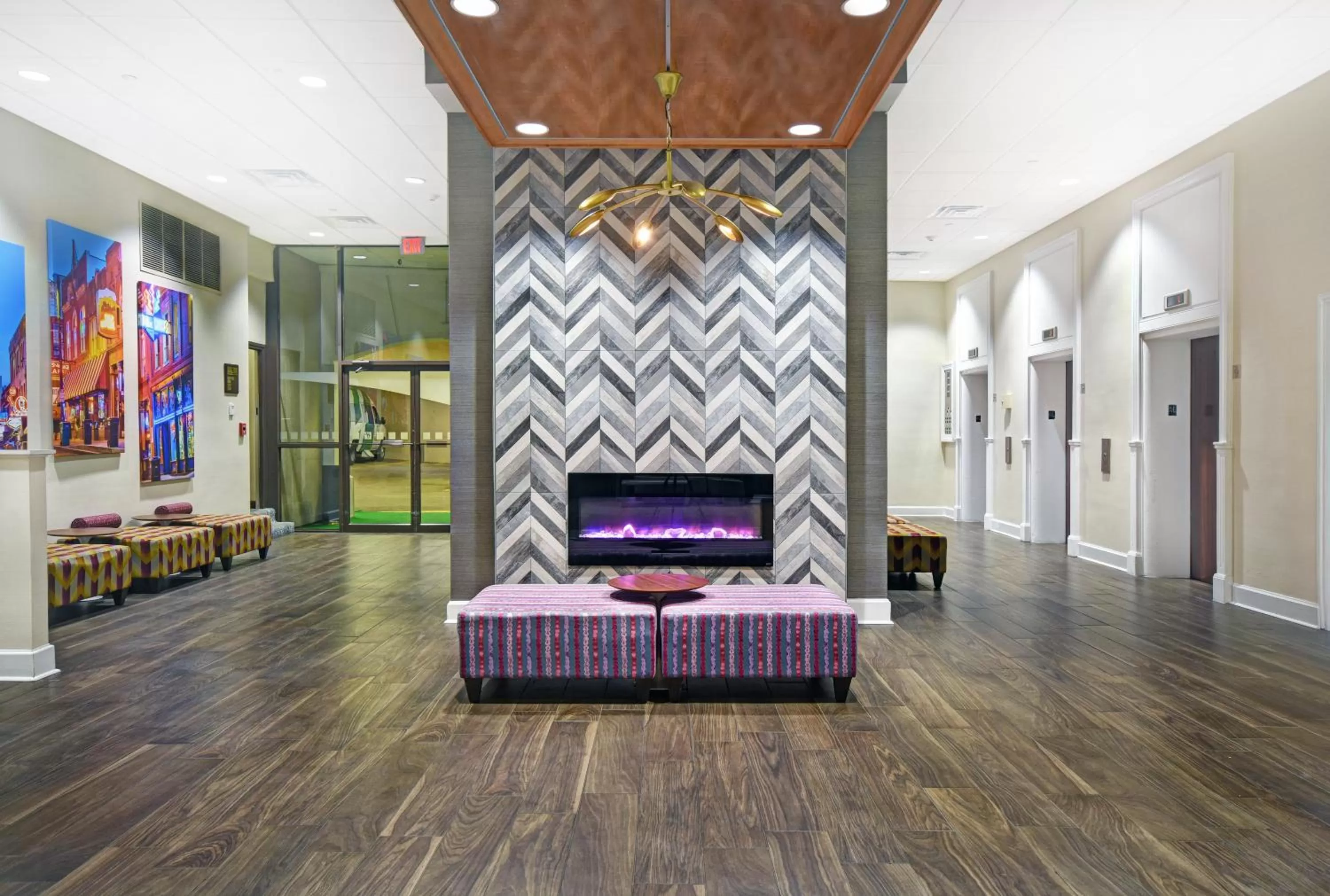 Property building in Holiday Inn - Memphis Downtown - Beale St. by IHG